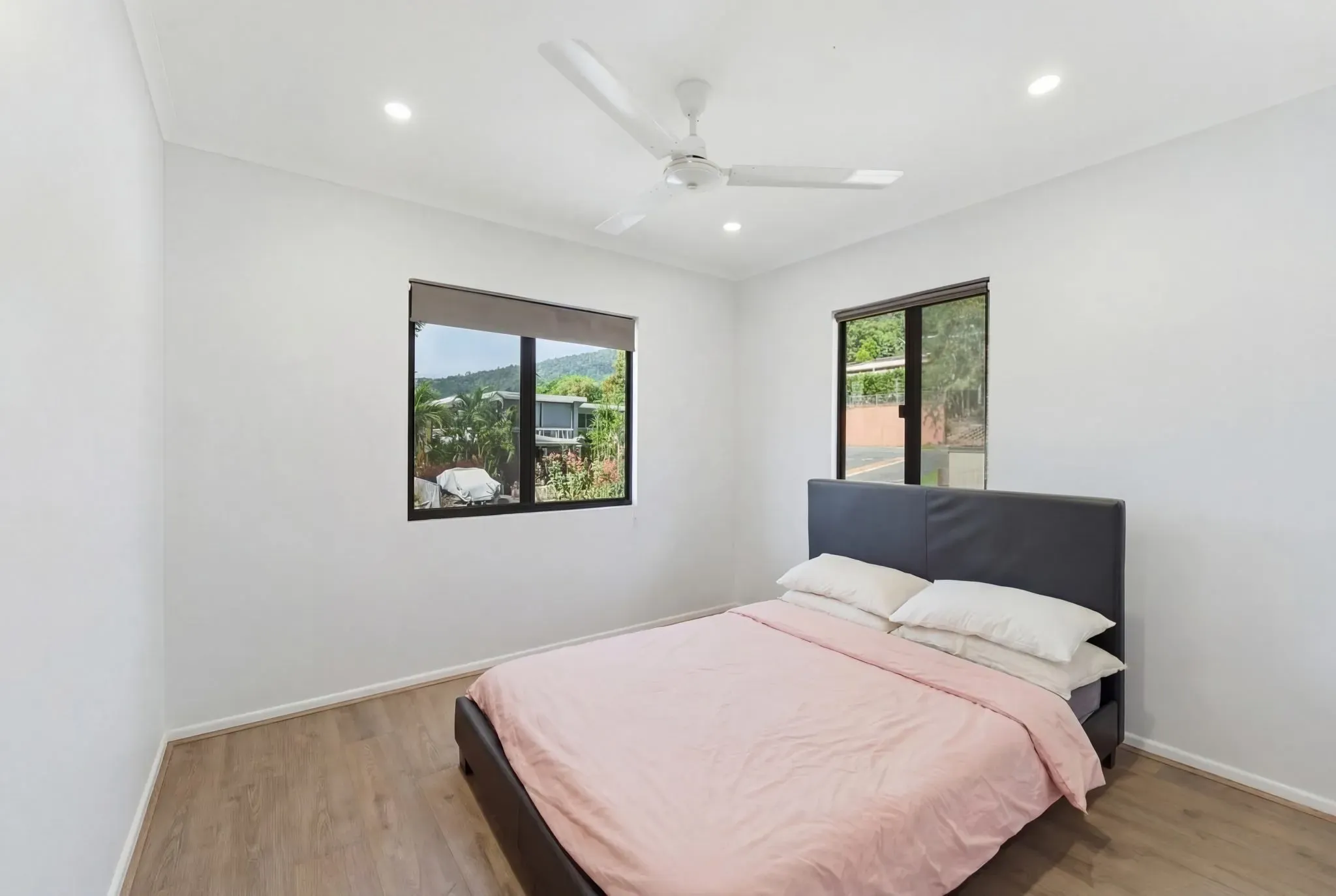 6 Helen Close — photo 9 of 20