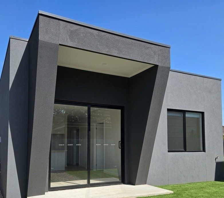 8B Falcon Street — photo 6 of 6