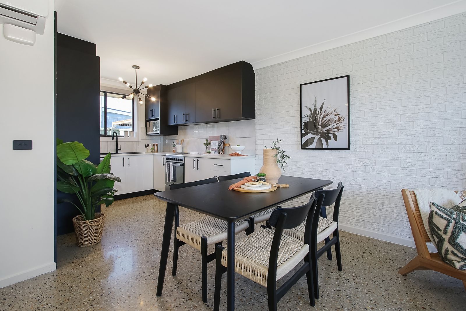 1/604 Prune Street — photo 6 of 11