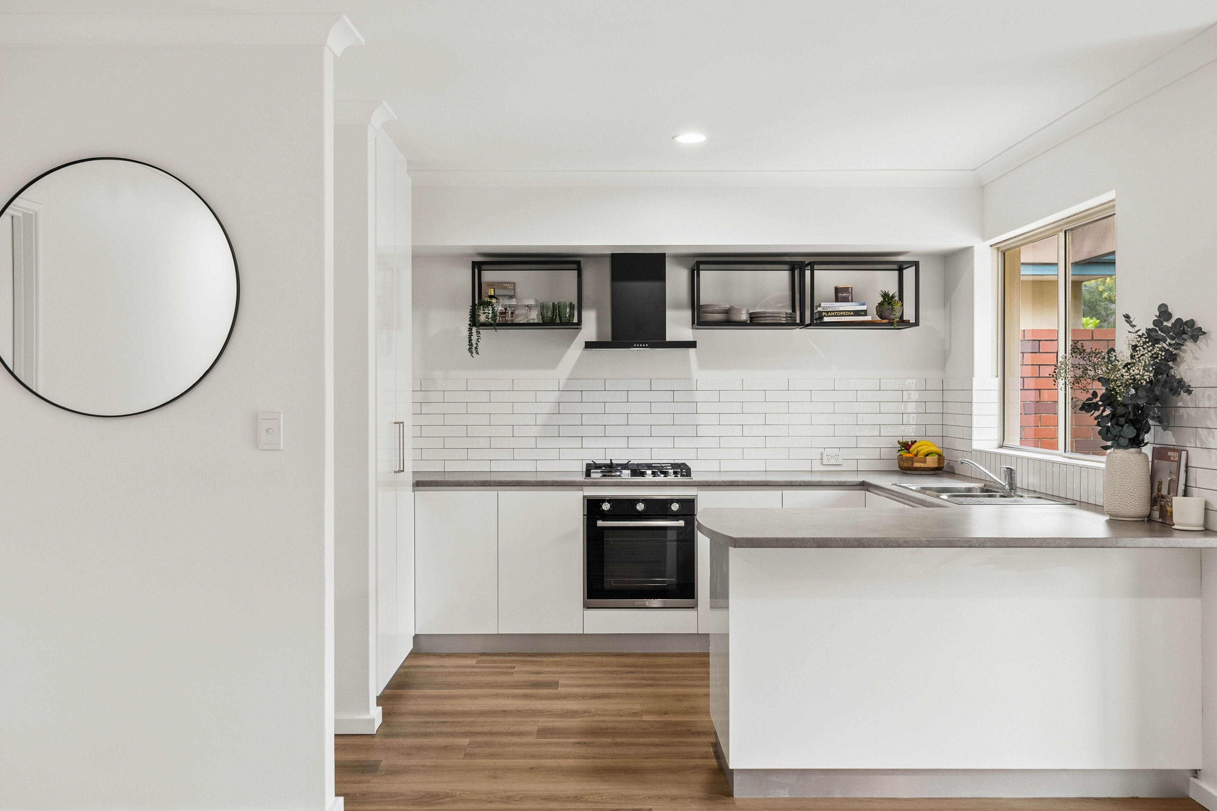1/15 Pitt Street, St James, WA 6102