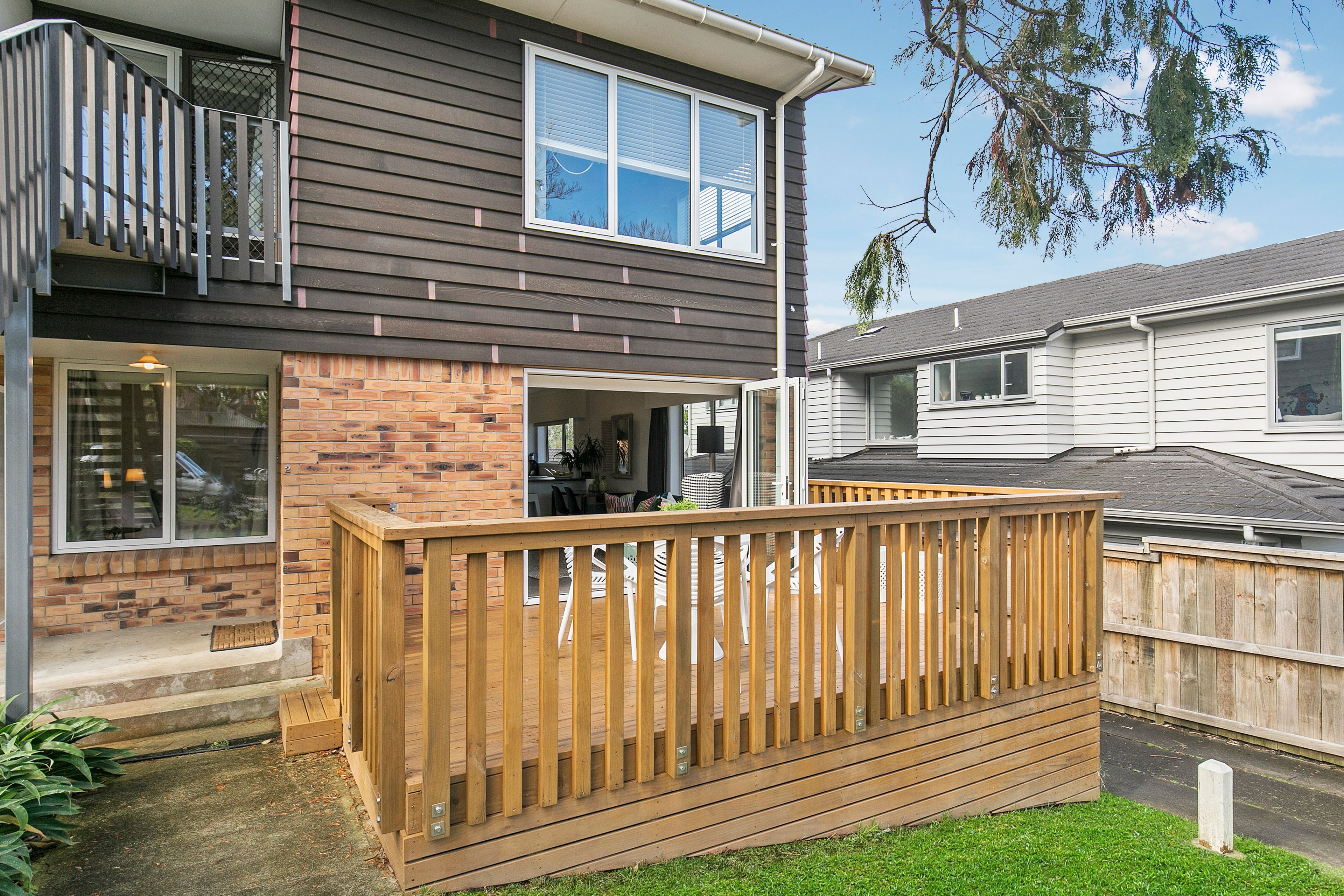 2/4 Sierra Street, Glendowie, Auckland City