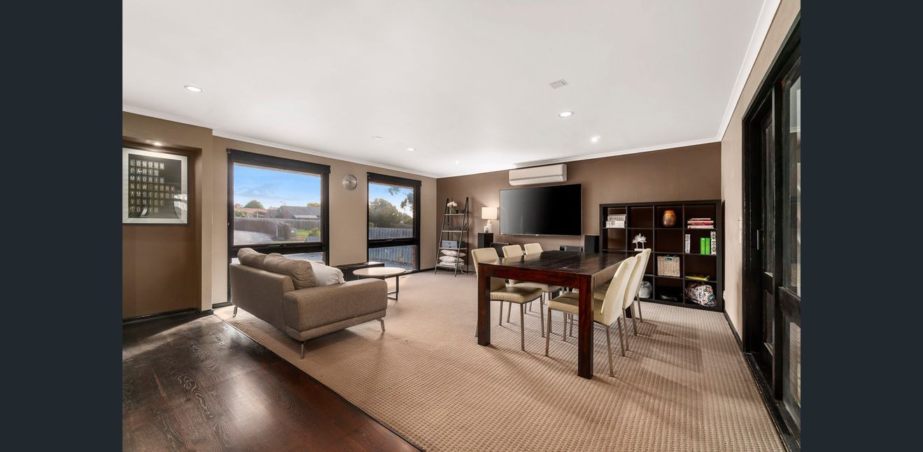 97 Fraser Crescent, Wantirna South, VIC 3152
