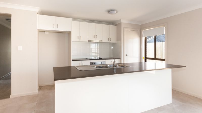 1/3 Pembroke Street, Pimpama, QLD 4209