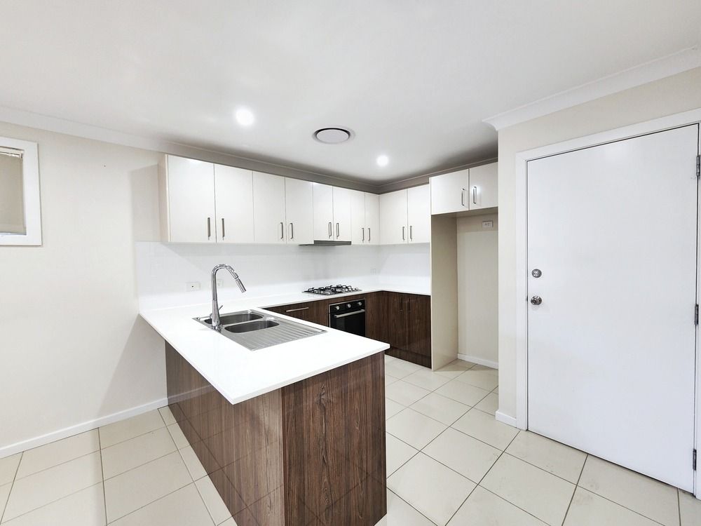 10a Crozier, Eagle Vale, NSW 2558