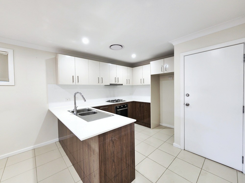 10a Crozier, Eagle Vale, NSW 2558