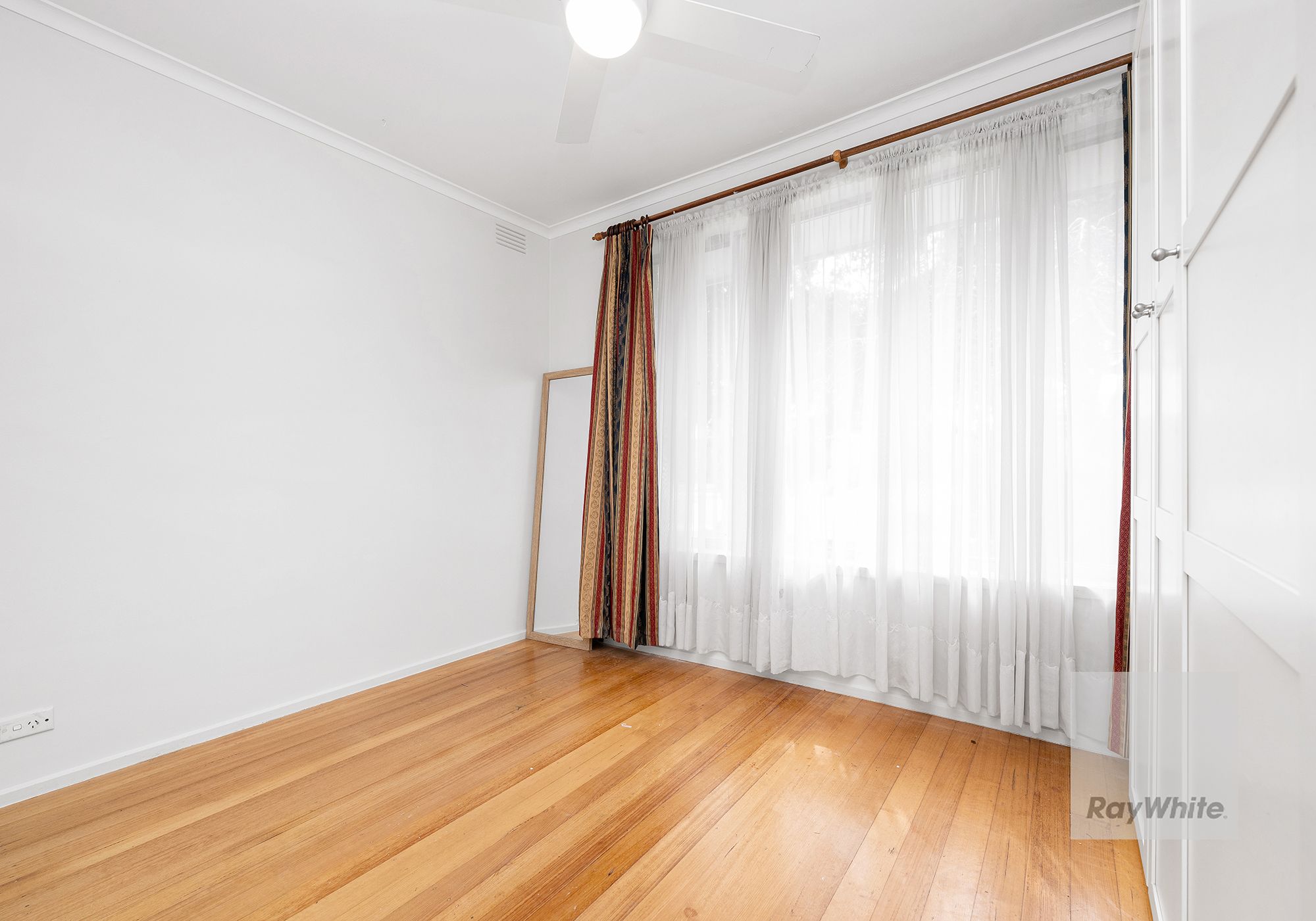 41 Belfort Street — photo 6 of 8