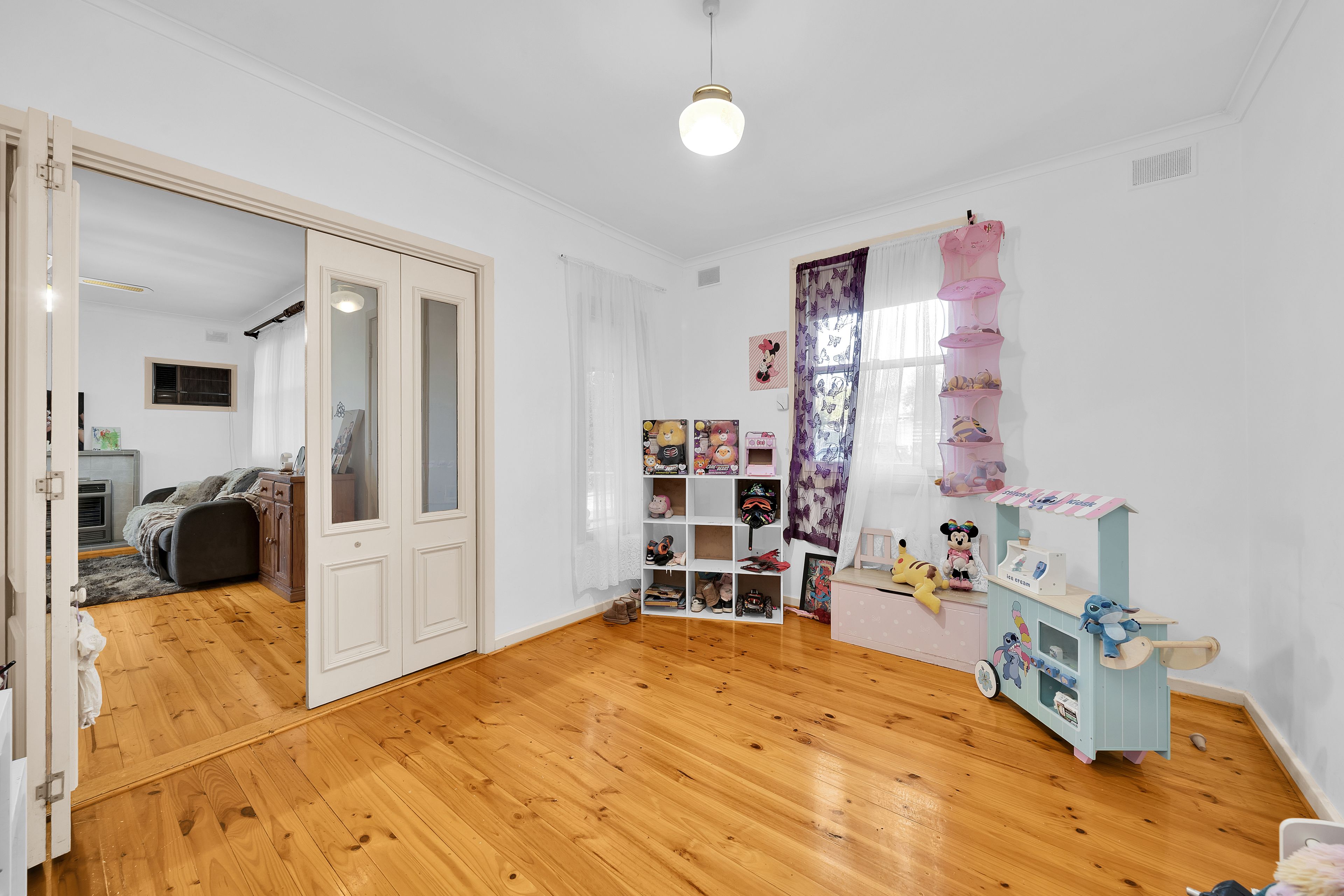 16 Burley Road — photo 11 of 19
