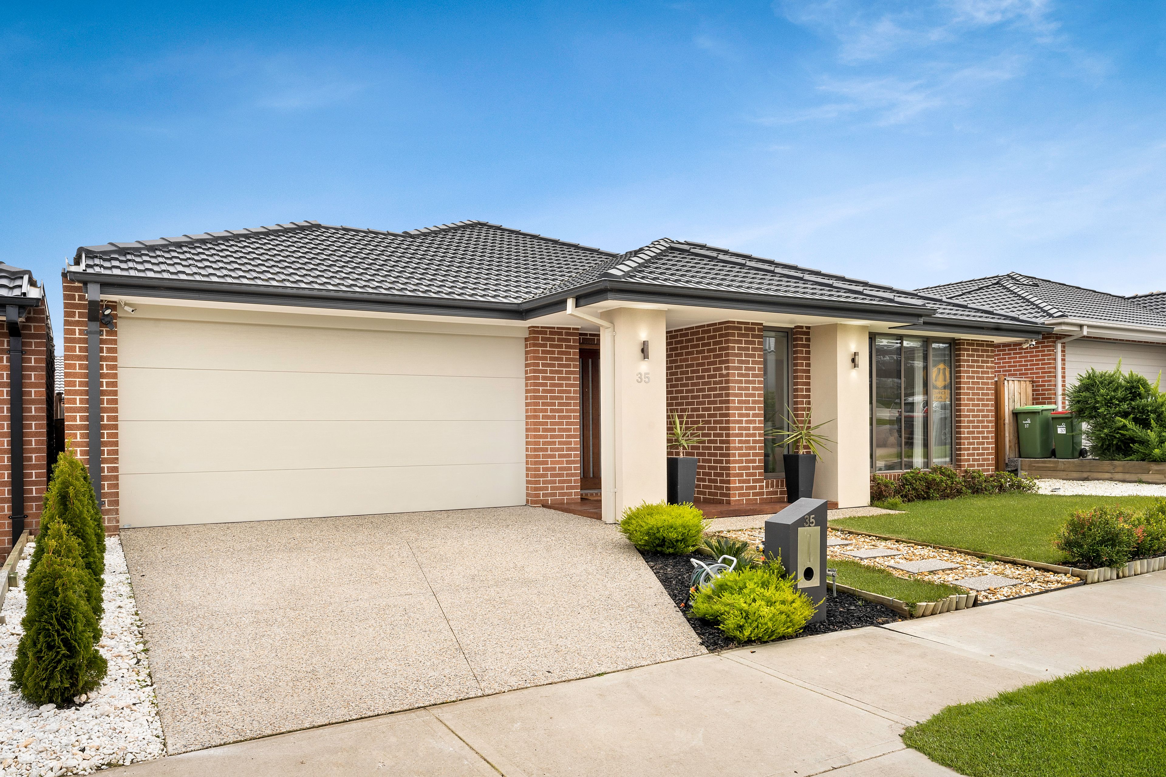 35 Altera Crescent — photo from Ray White Pakenham