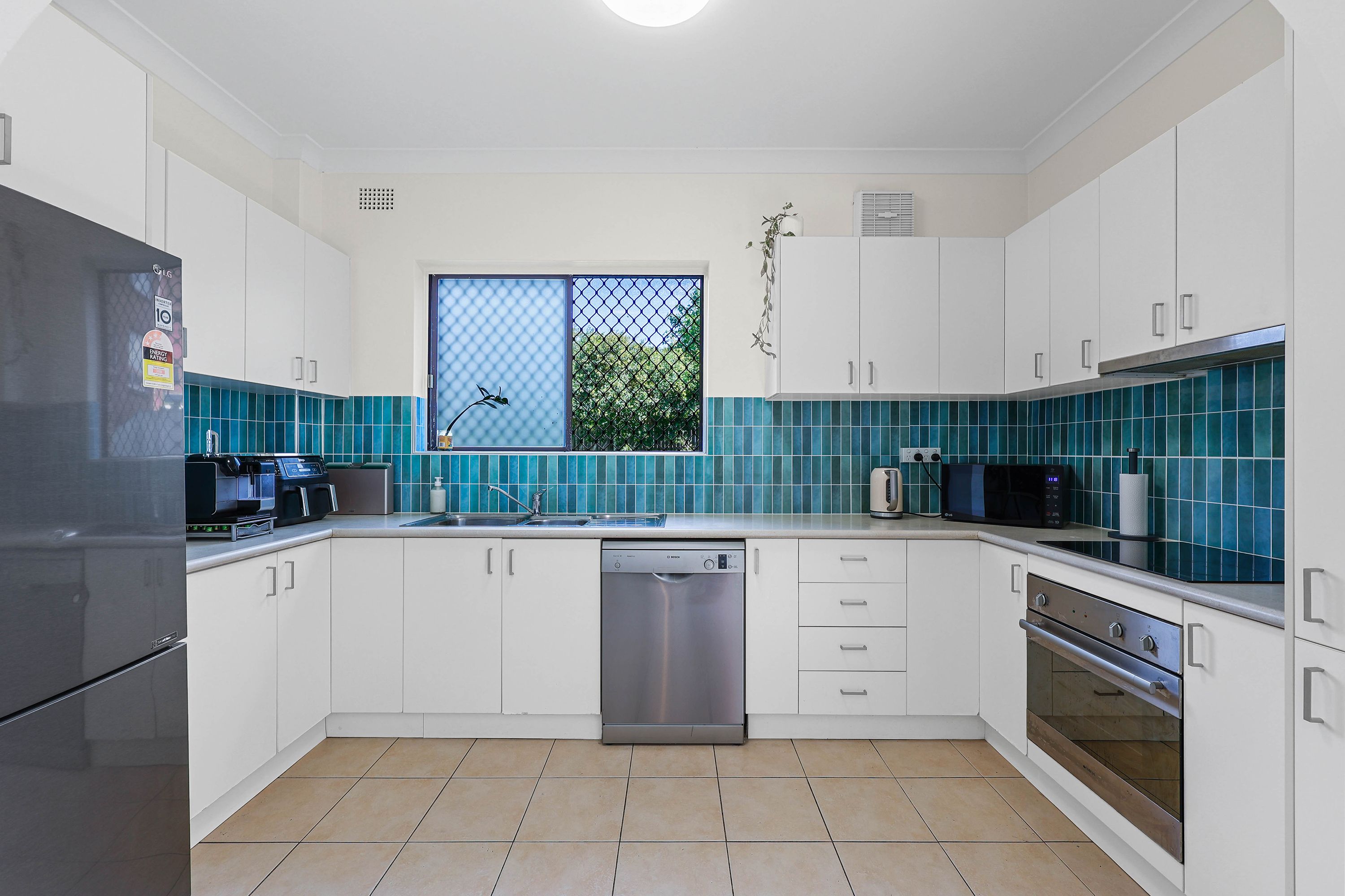 1/3 Stanley Street — photo 7 of 12