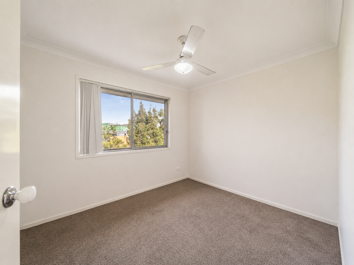 35/1 Archer Close — photo 14 of 16
