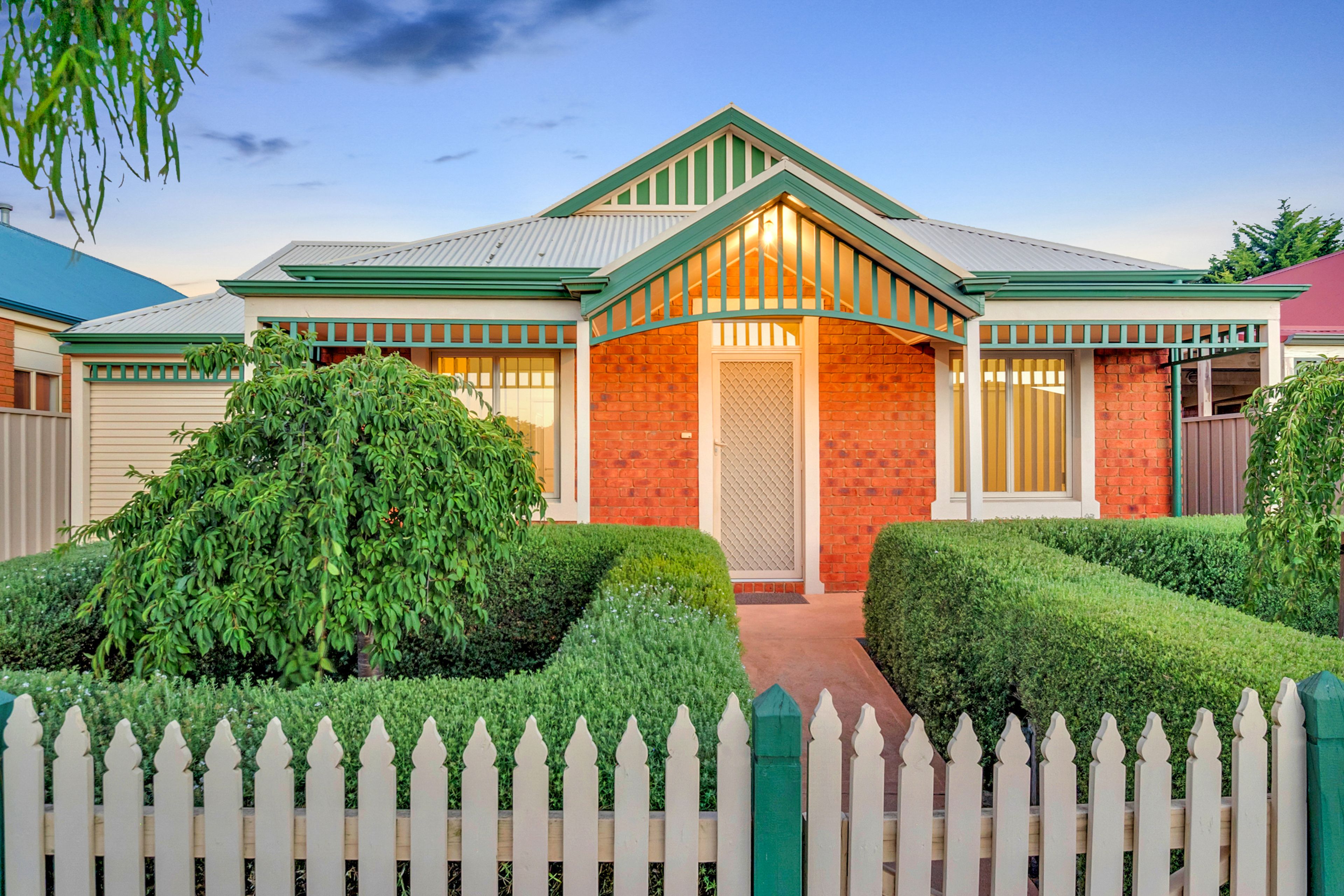 1 Yass Lane, Craigieburn, VIC 3064