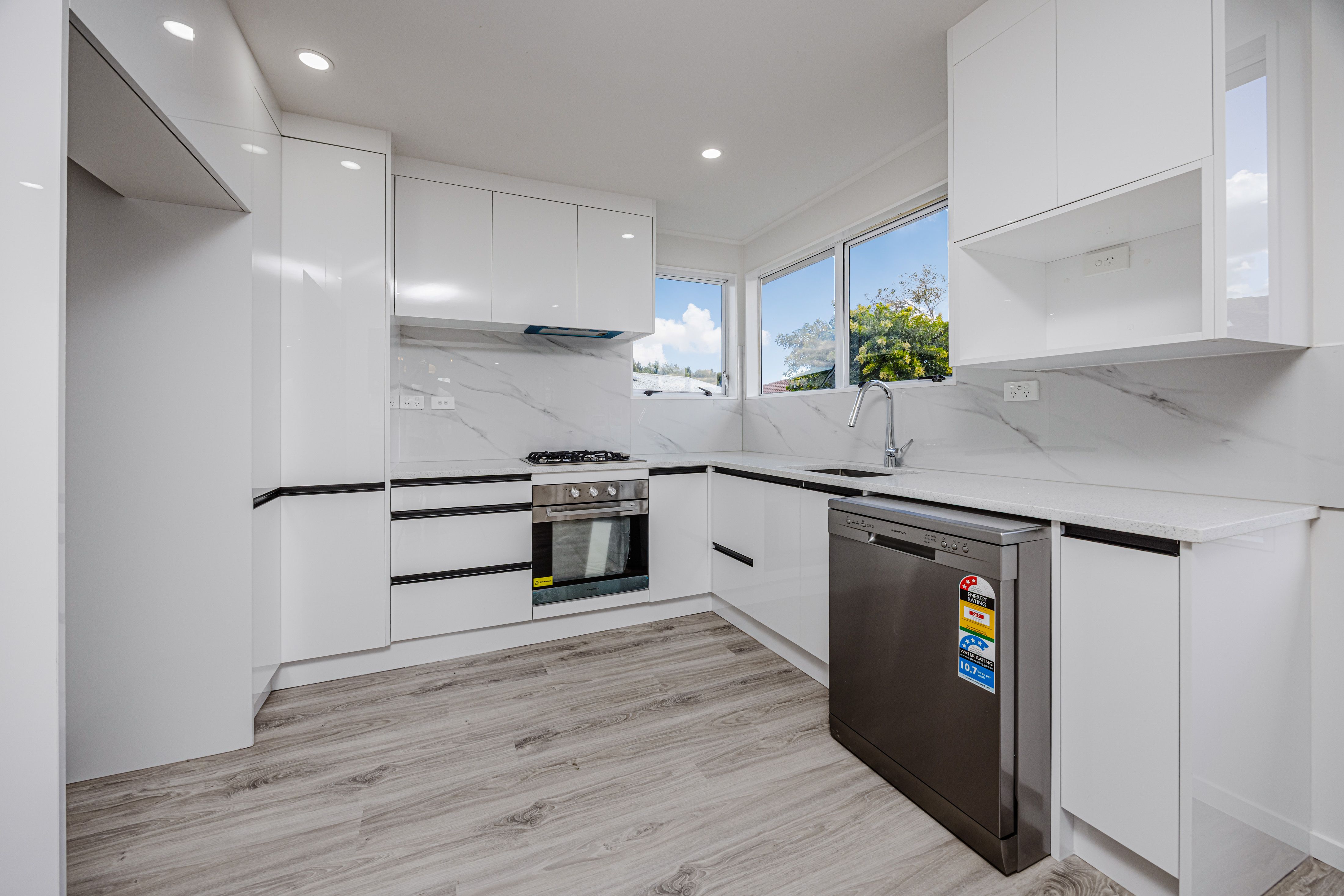 1/16 Trimdon Street, Randwick Park, Manukau City
