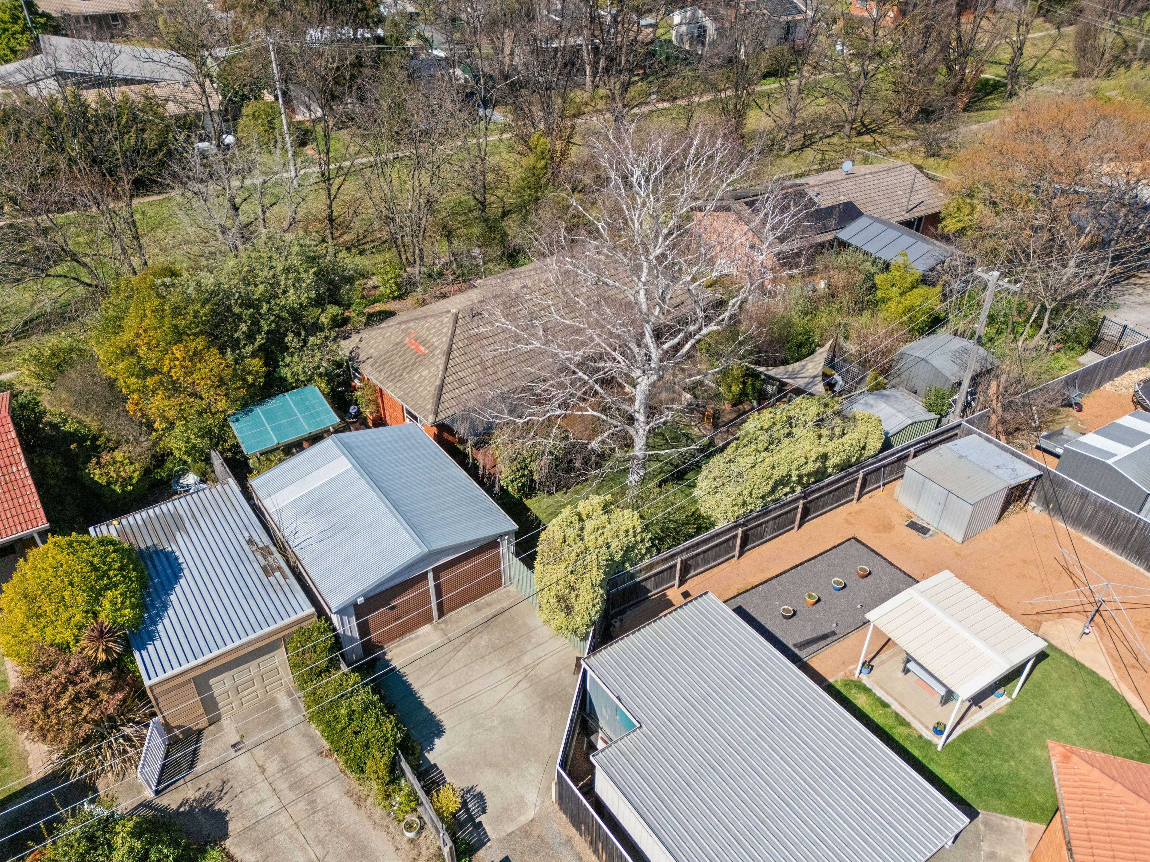 21 Neumayer Street — photo 3 of 27