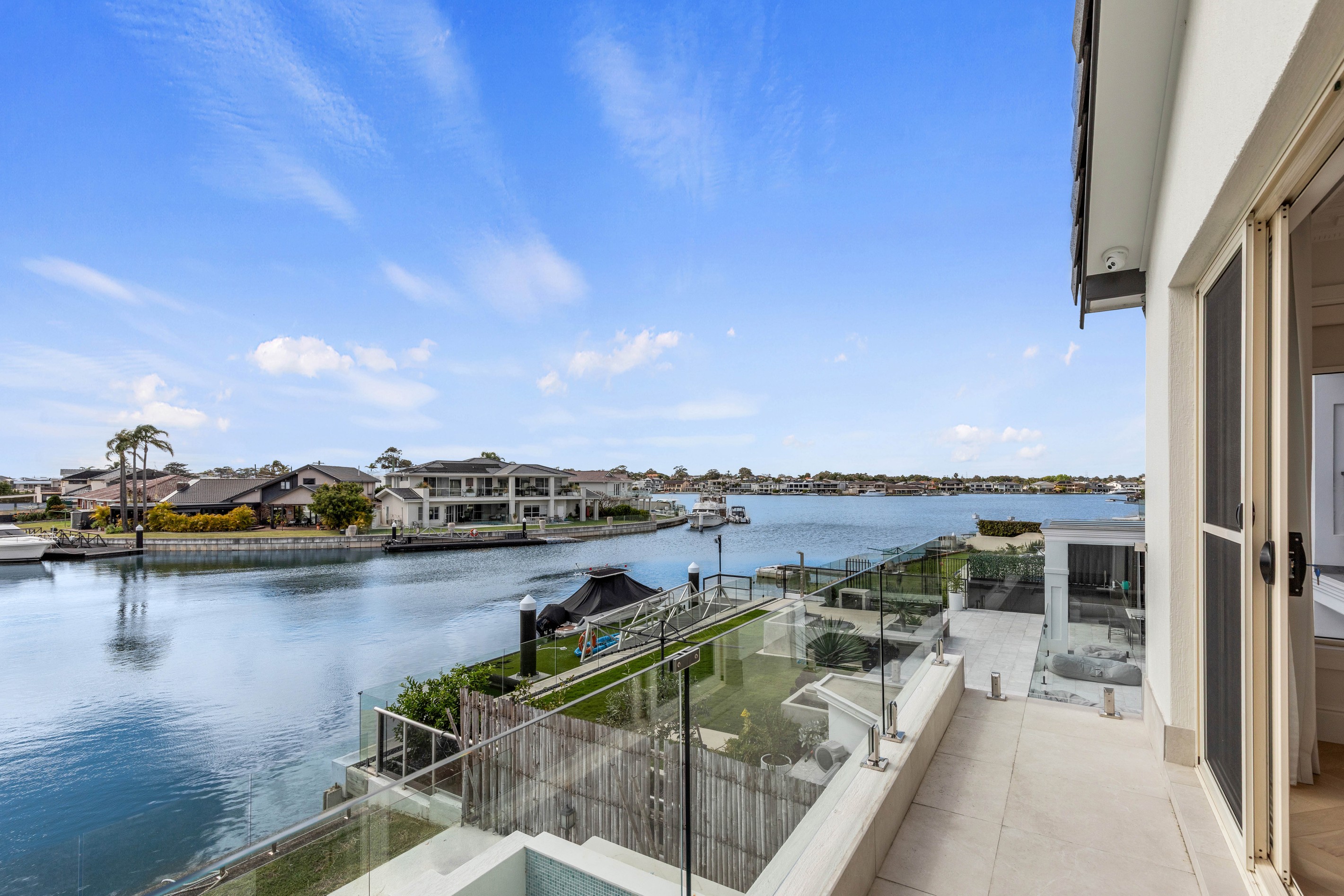 6 Castlereagh Crescent, Sylvania Waters, NSW 2224