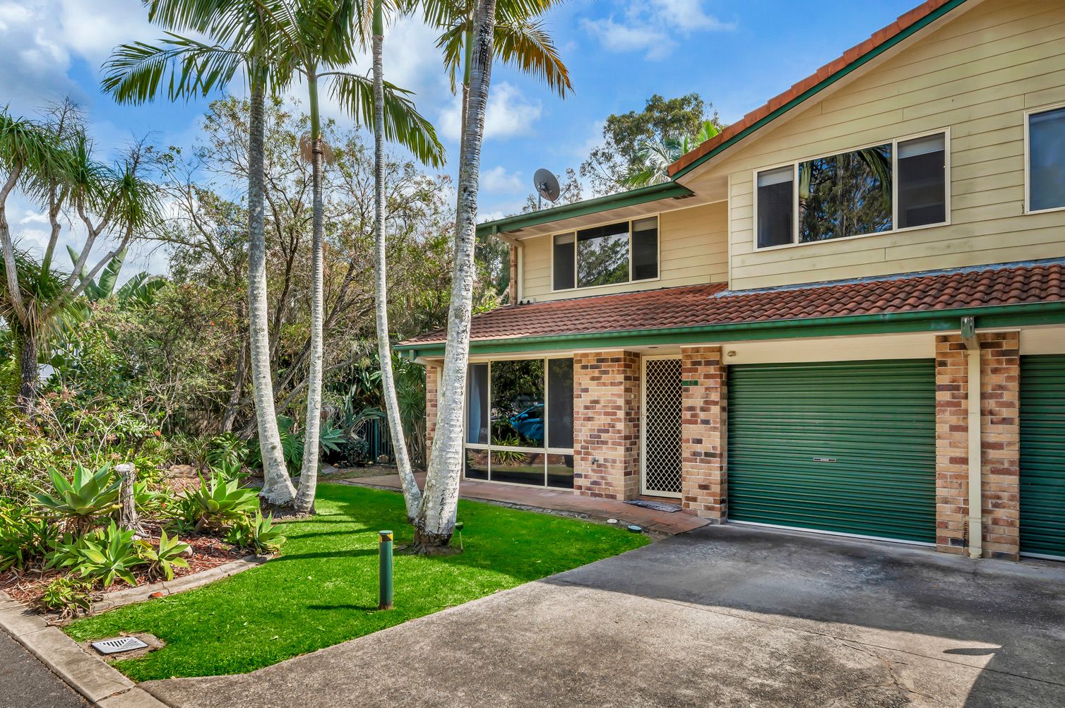 12/482 Pine Ridge Road, Coombabah, QLD 4216