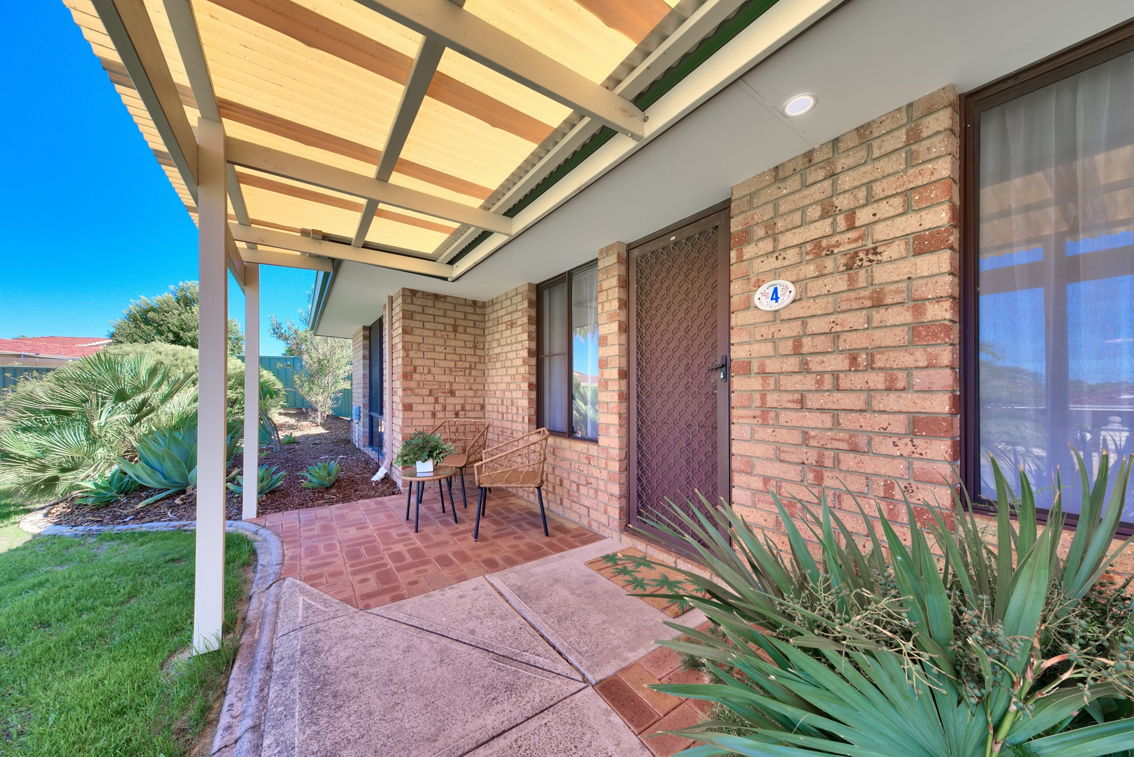 4 Chalice Rise, Mirrabooka, WA 6061