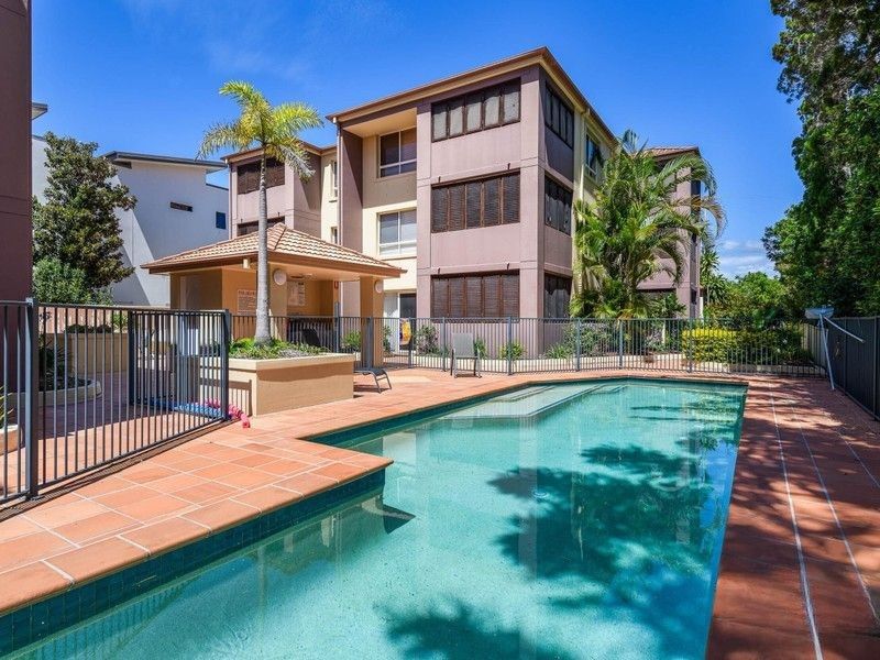 8/89-91 Bayview Street — photo from Ray White Coomera