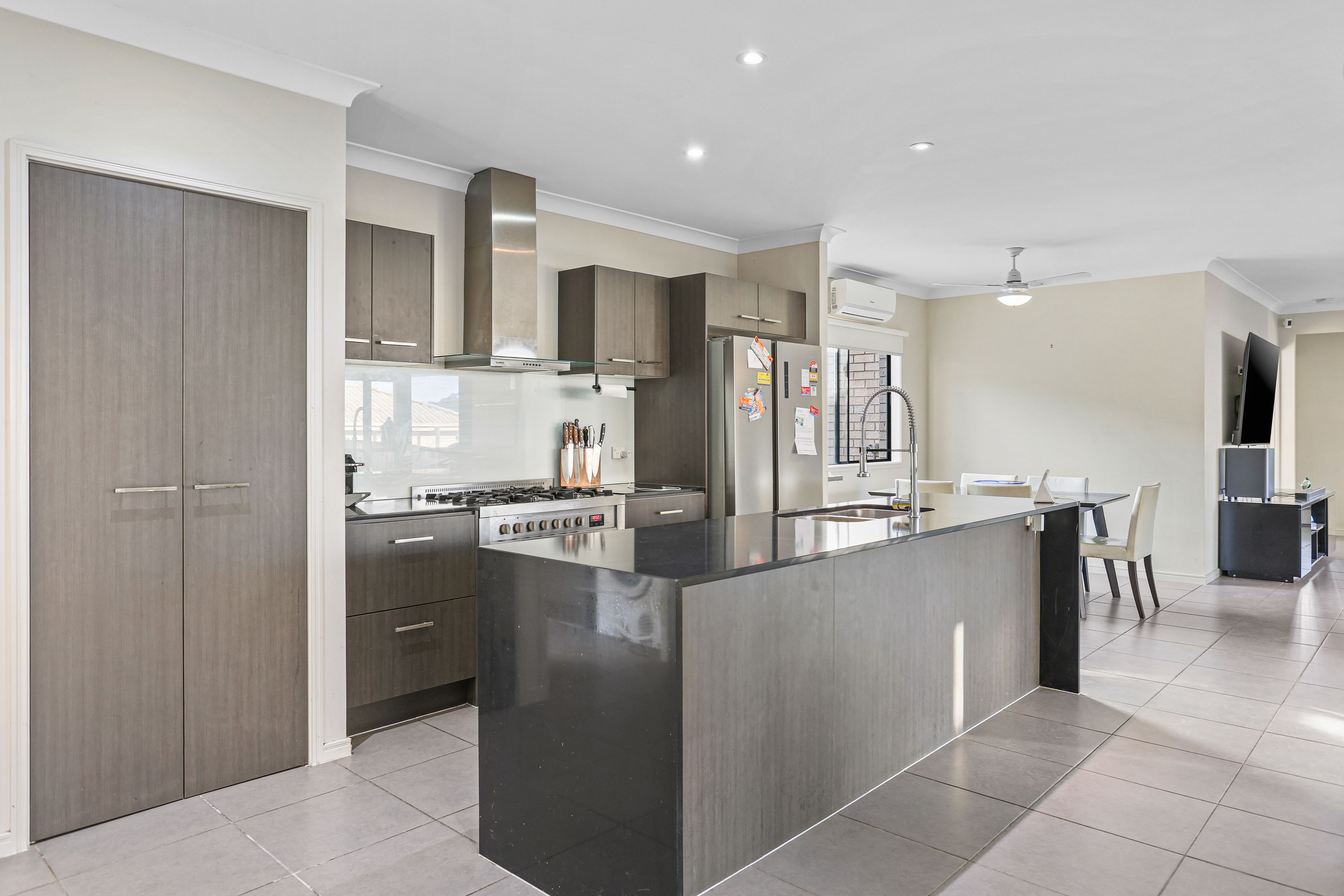 6 Jardine Street — photo 3 of 18