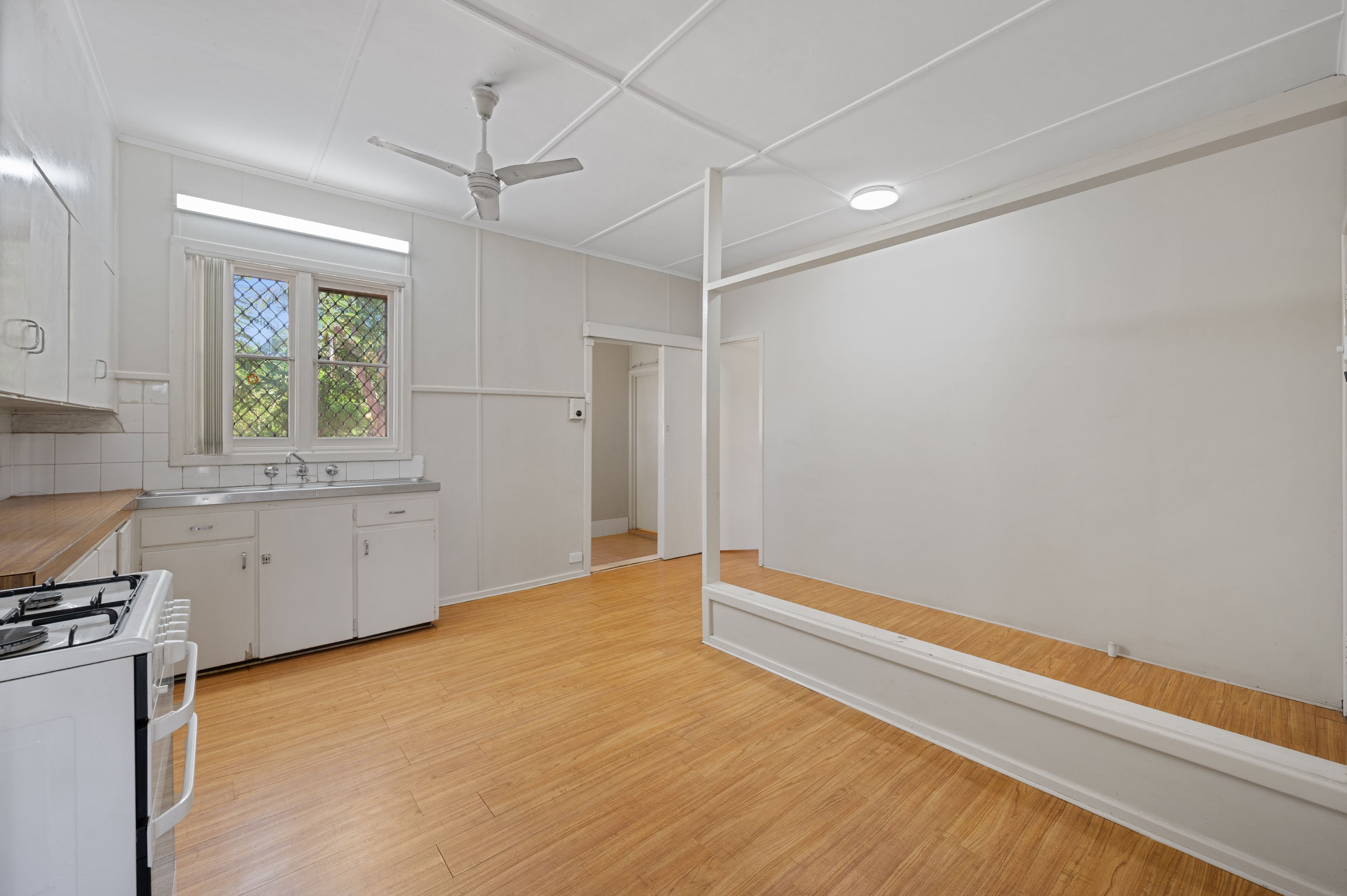 38 Pedlar Street — photo 5 of 29