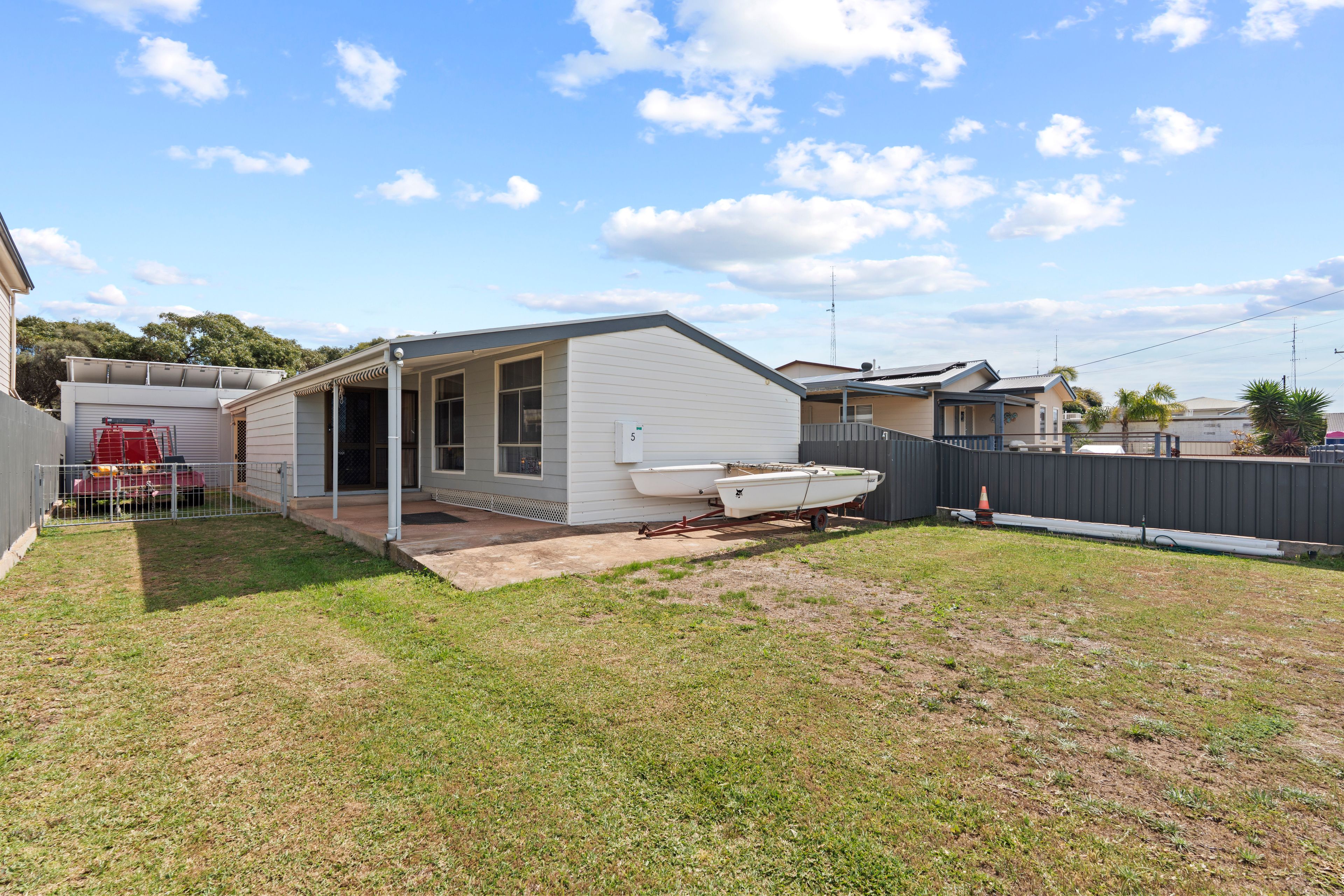 5 Bayview Parade, North Beach, SA 5556