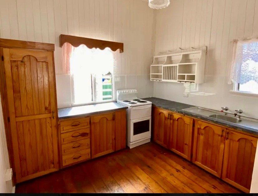 24 Mary Street, Kilcoy, QLD 4515
