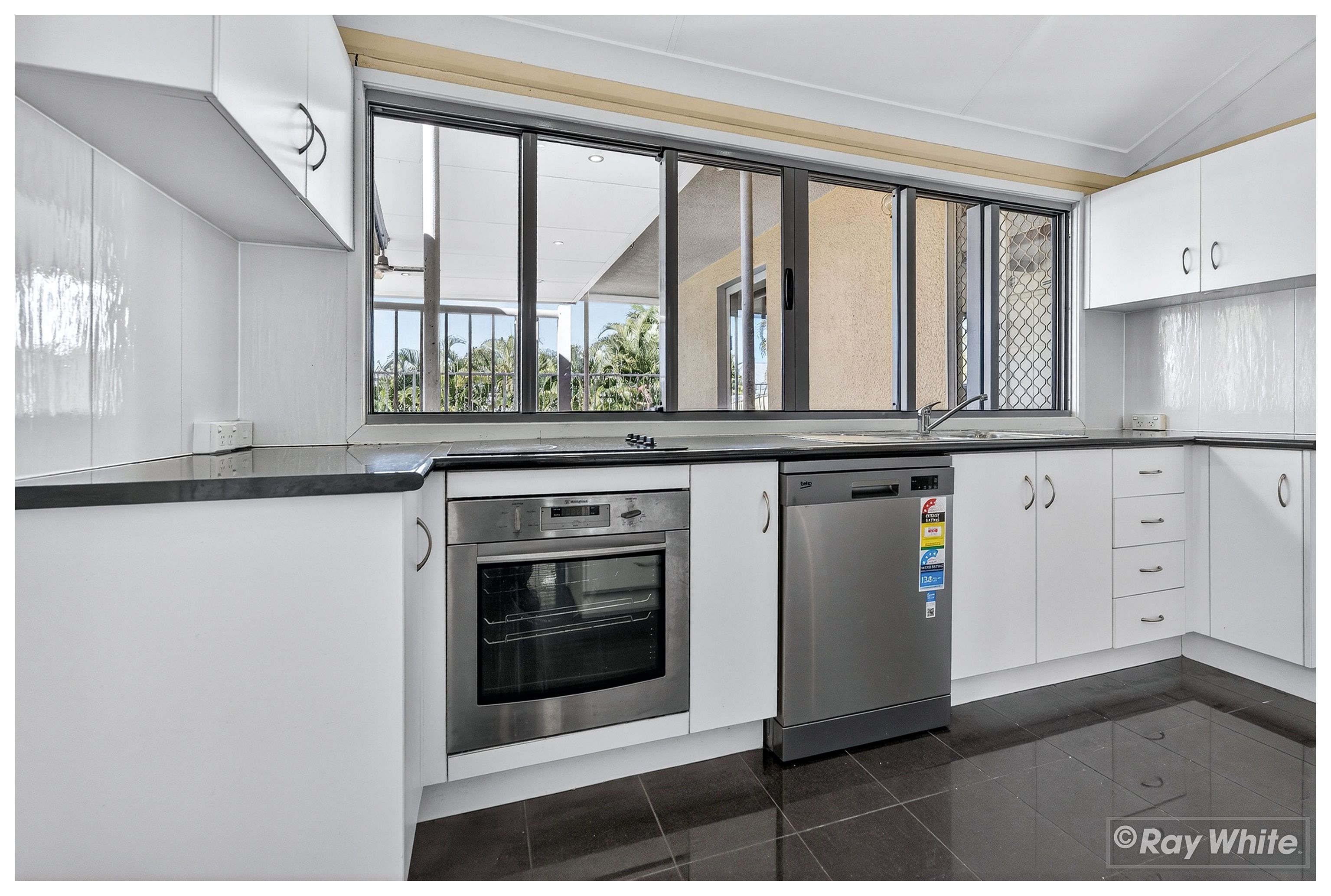 5 Herbert Street — photo 3 of 30