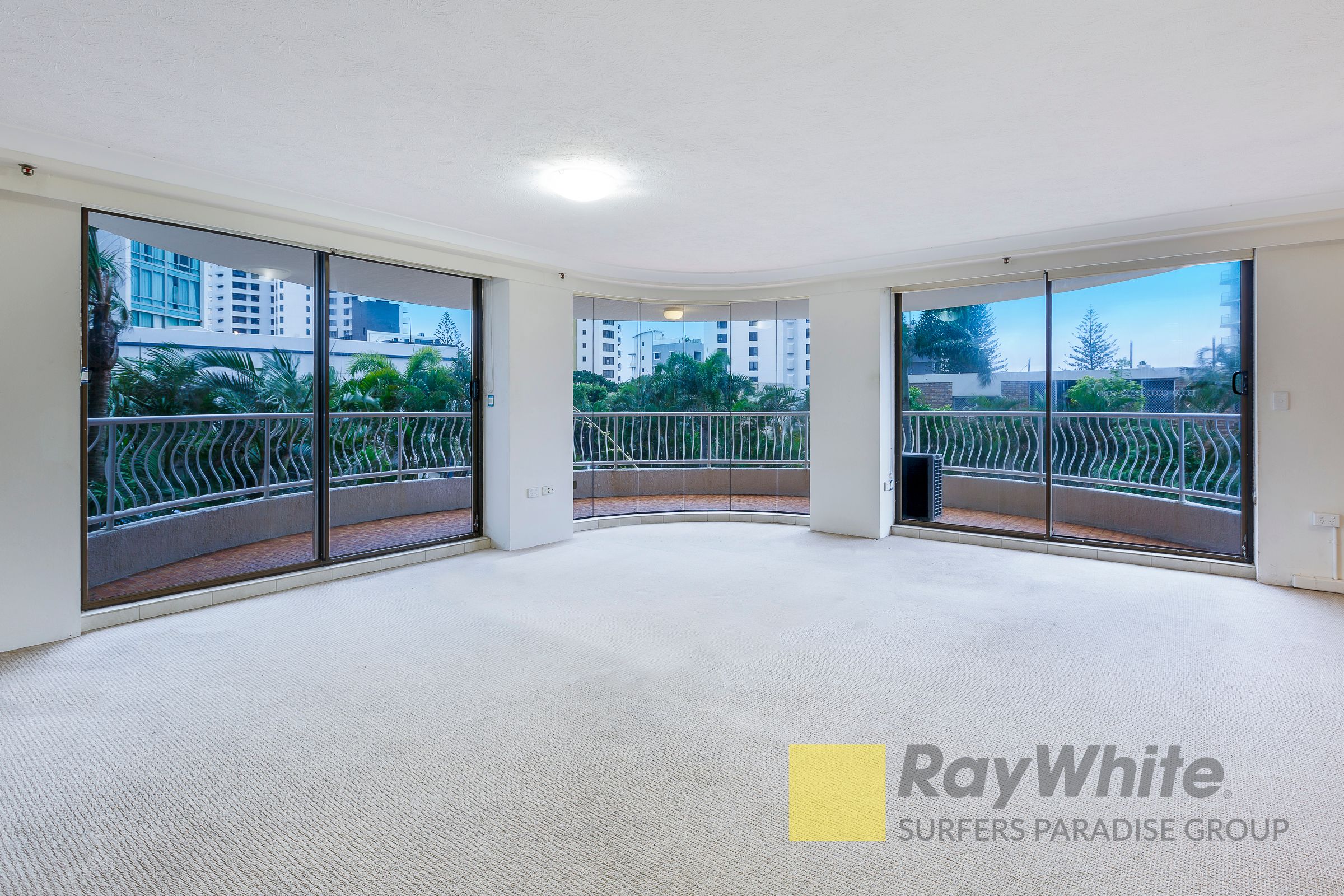 2B/30 Laycock Street, Surfers Paradise, QLD 4217