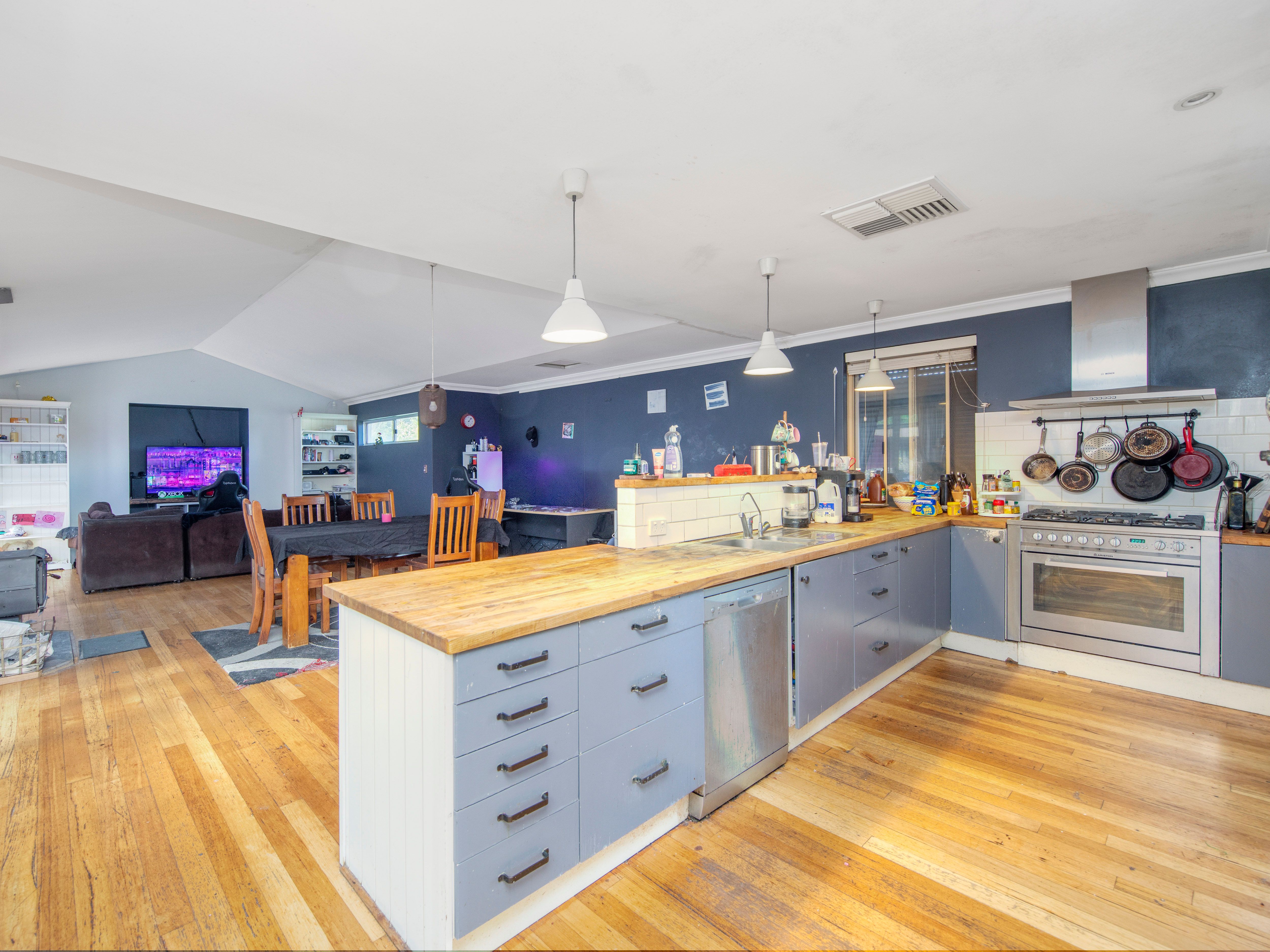 8 Radford Place — photo 3 of 30