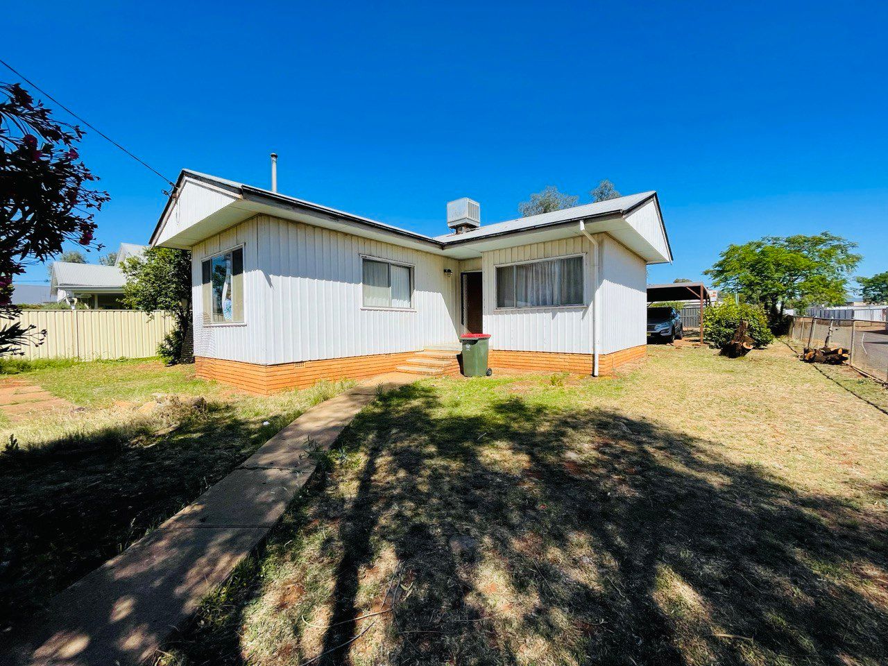 20 Innes Street, Condobolin, NSW 2877