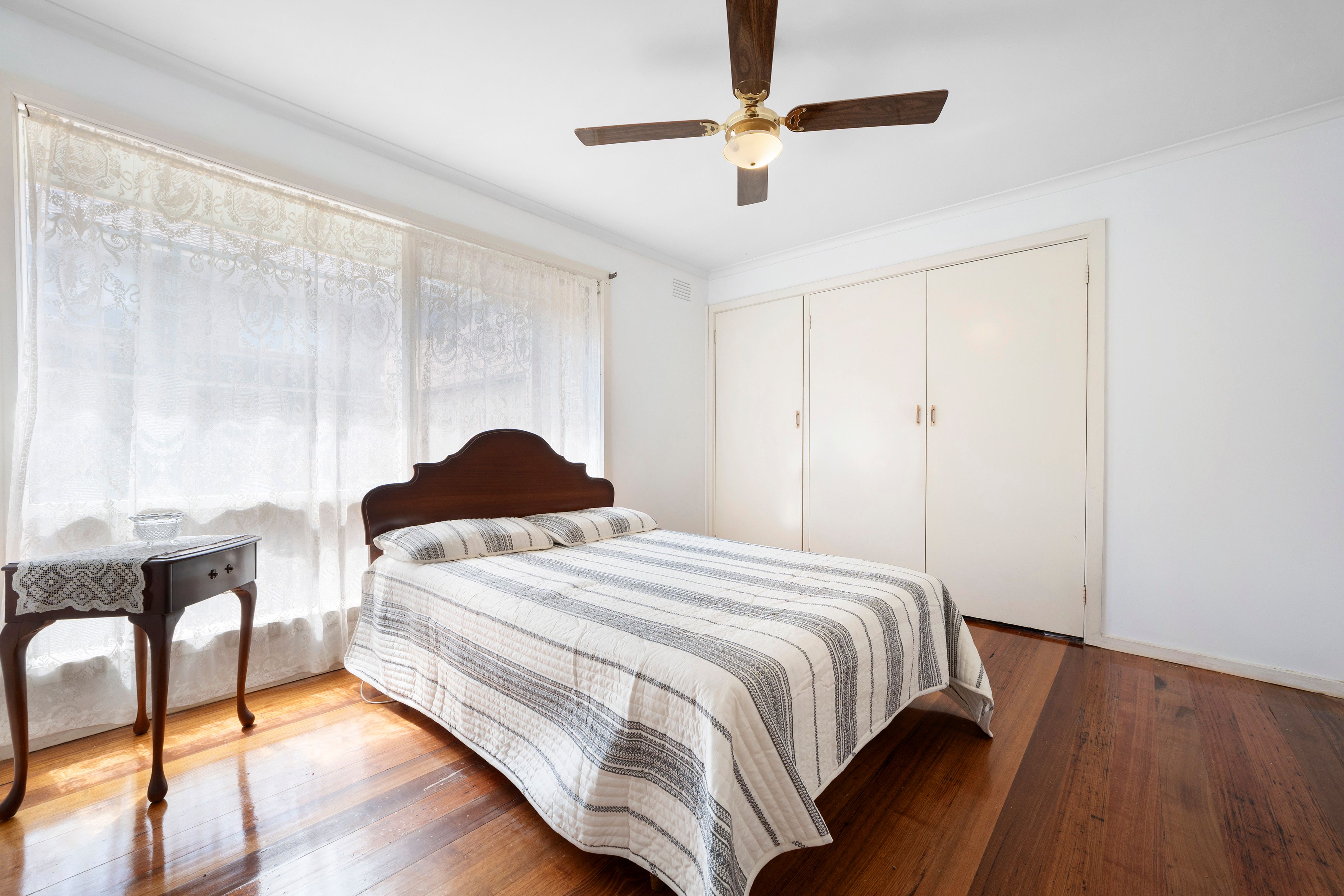 2/142 Poath Road — photo 8 of 13