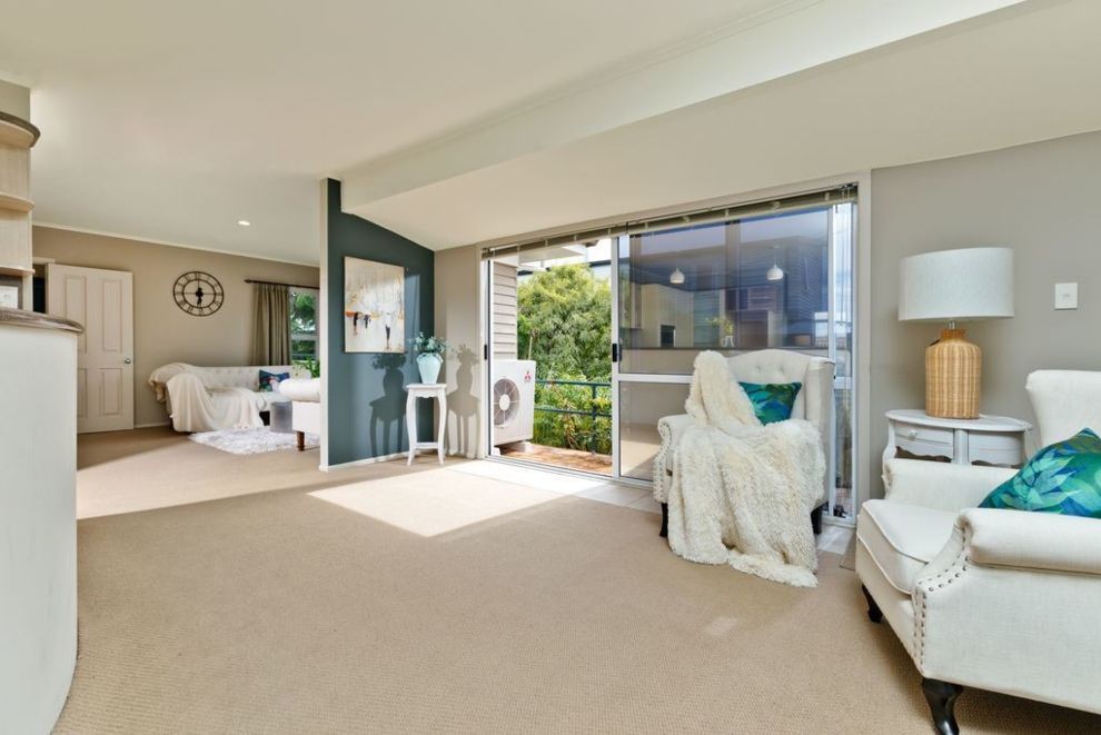 7a Folkestone Street, Murrays Bay, North Shore City