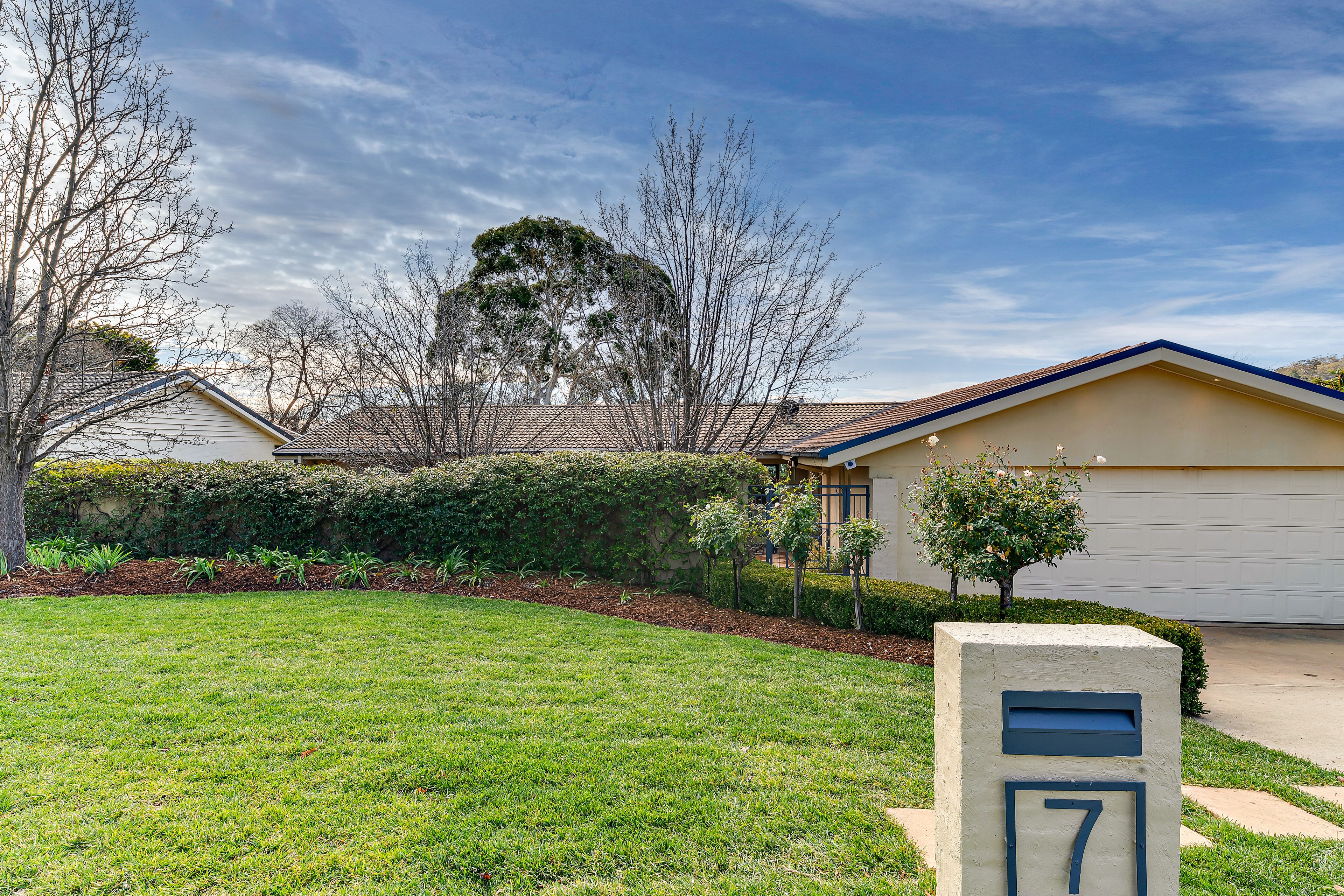 7 Jelbart Street, Mawson, ACT 2607