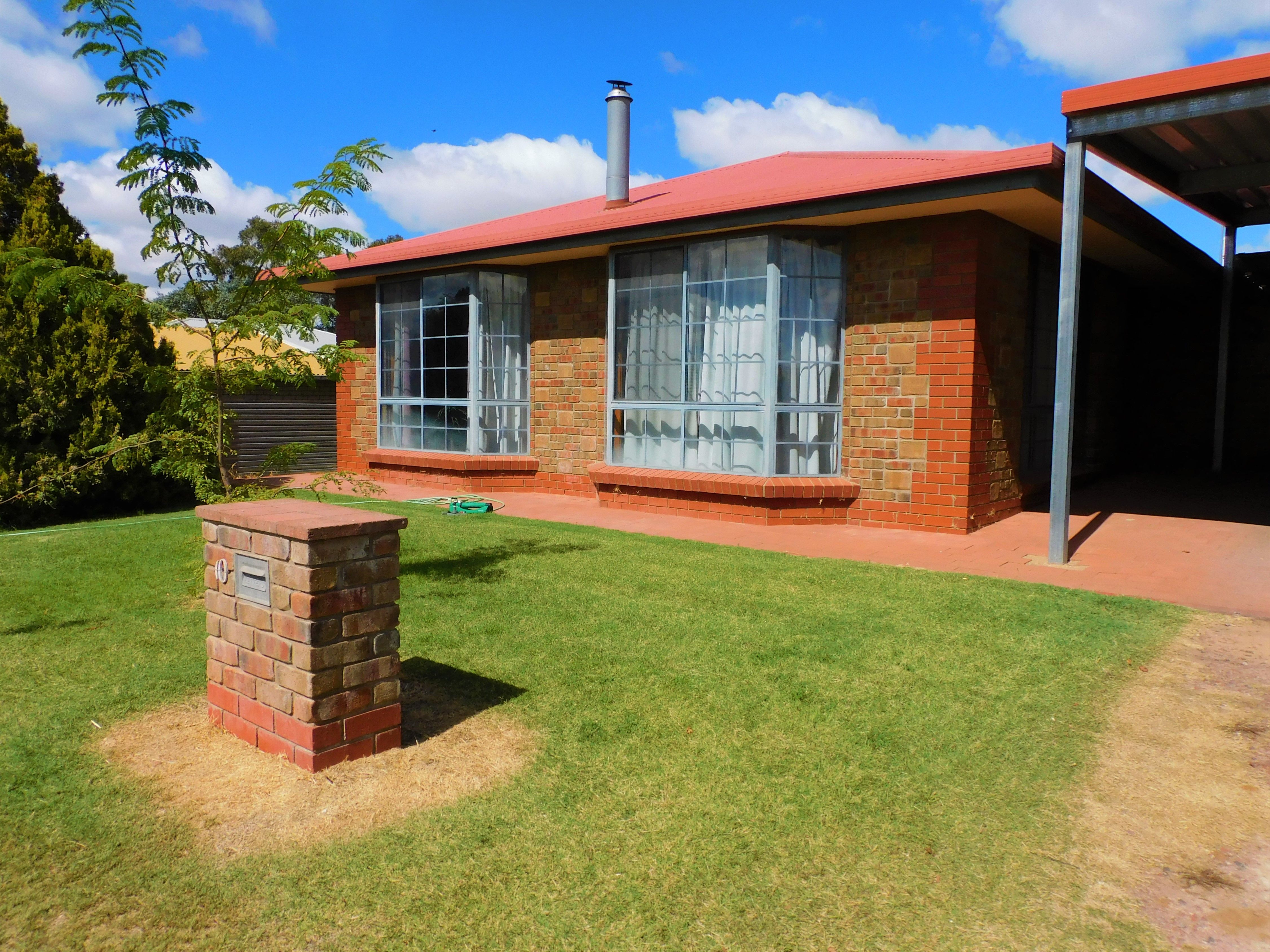10 Albert Parade, Bordertown SA 5268