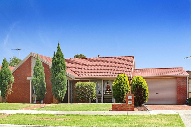 15 Kellaway Crescent, Mill Park, VIC 3082