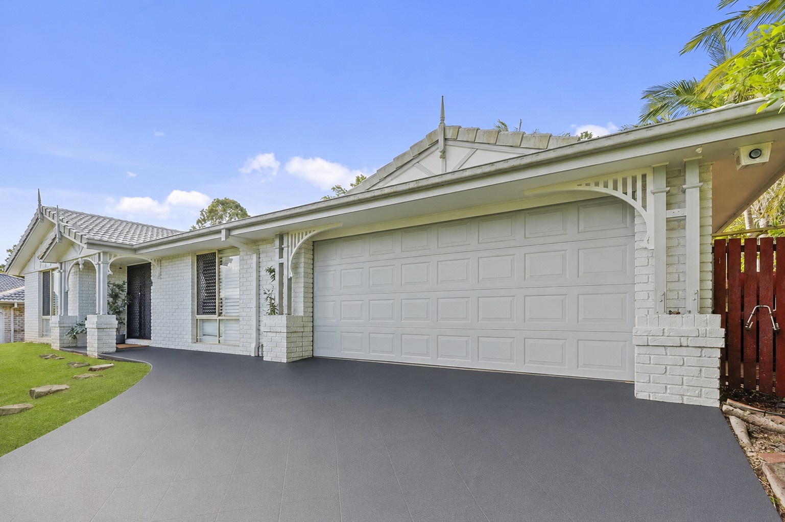 3 Azure Crescent, Griffin, QLD 4503