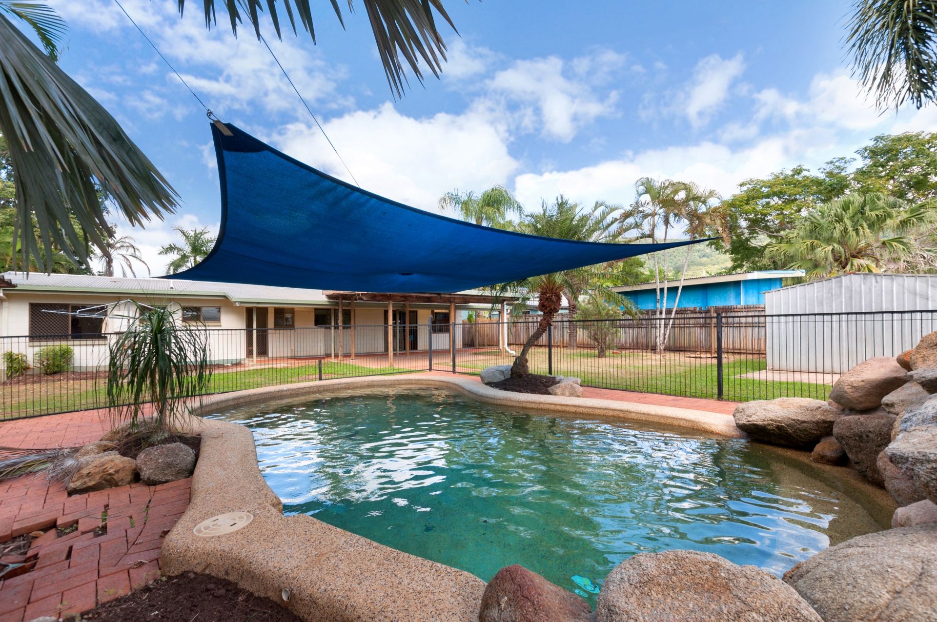 2 Atlas Close, Smithfield QLD 4878