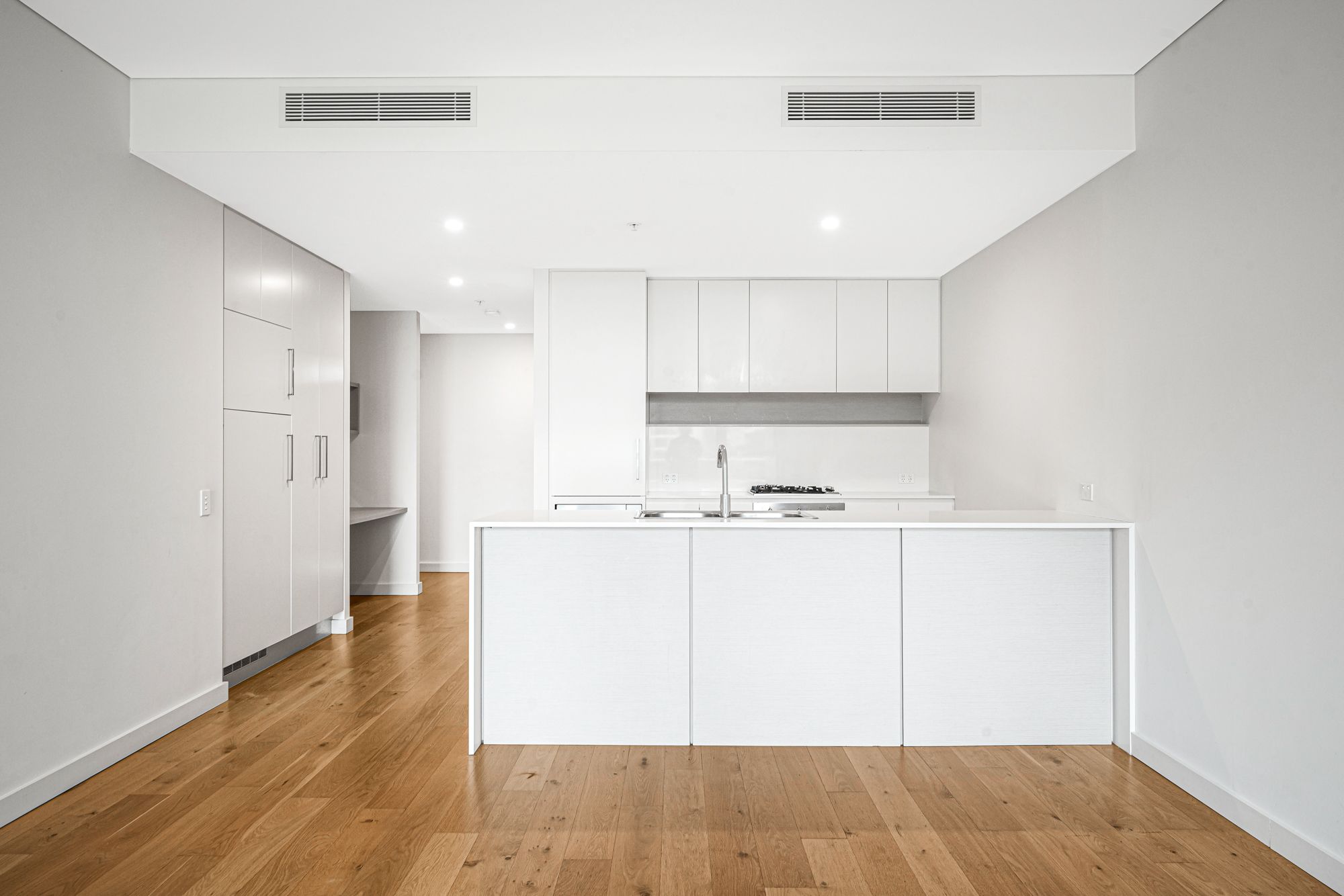 312/5 Mooltan Avenue — photo 4 of 13