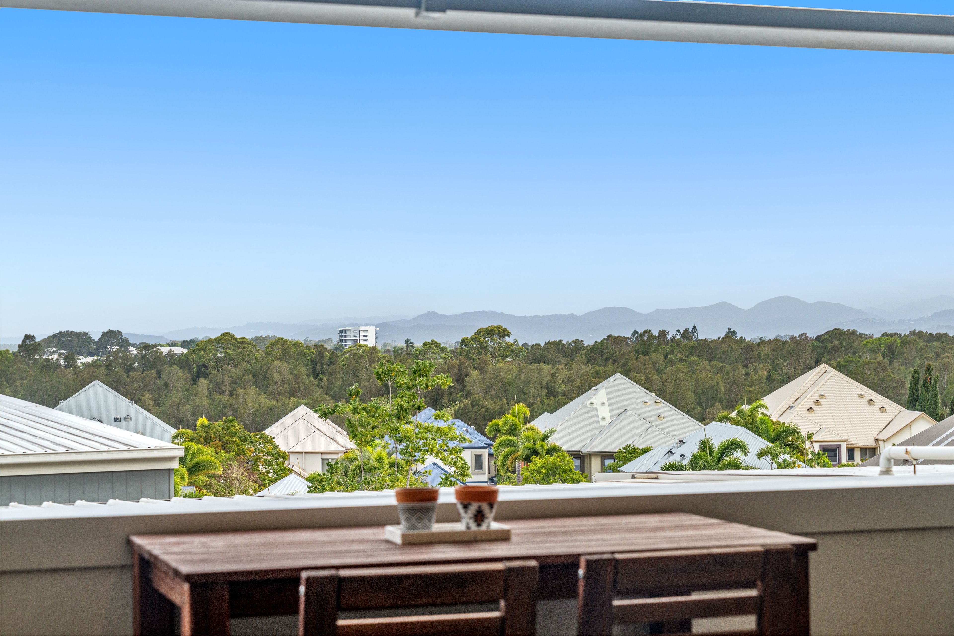 1 Grande Avenue, Carrara QLD 4211