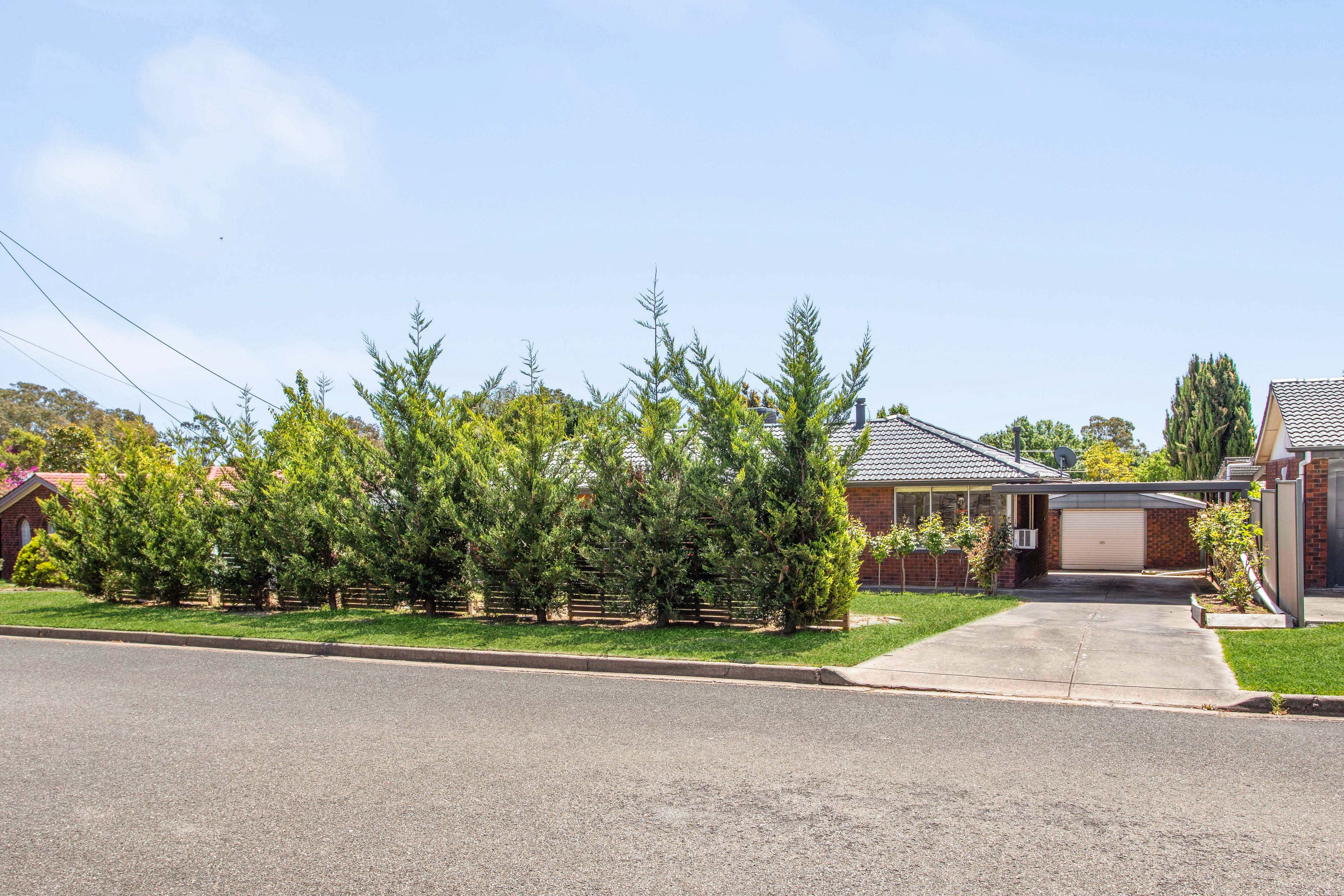 5 Lalina Street, Happy Valley SA 5159