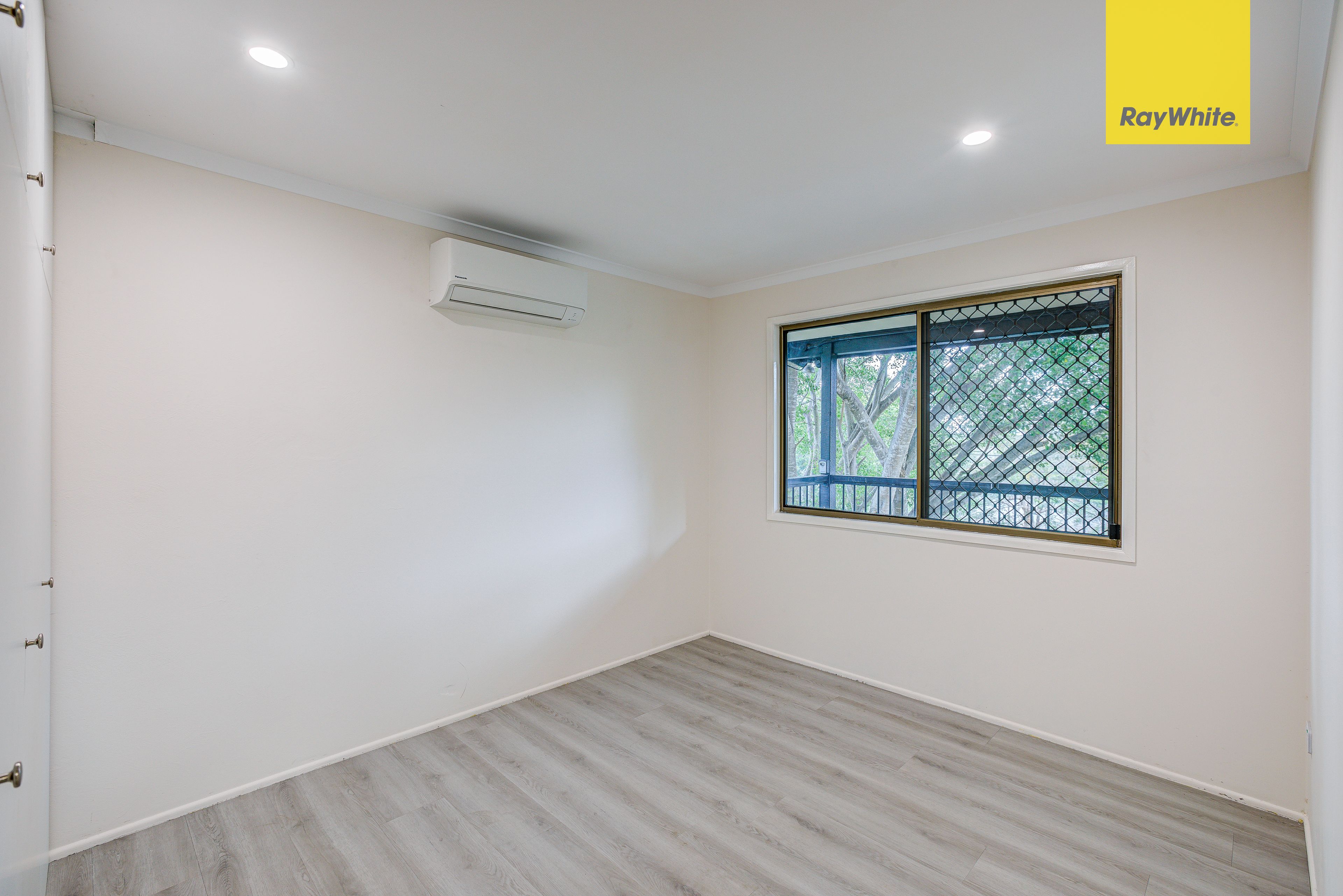 14 Antares Avenue — photo 7 of 14