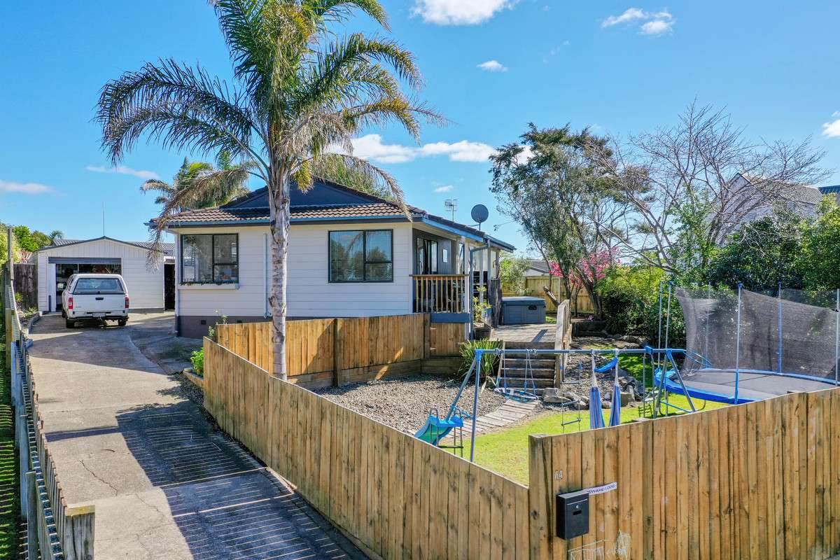64 Fishermans Drive, Coastlands, Whakatane District Real Estate Ray