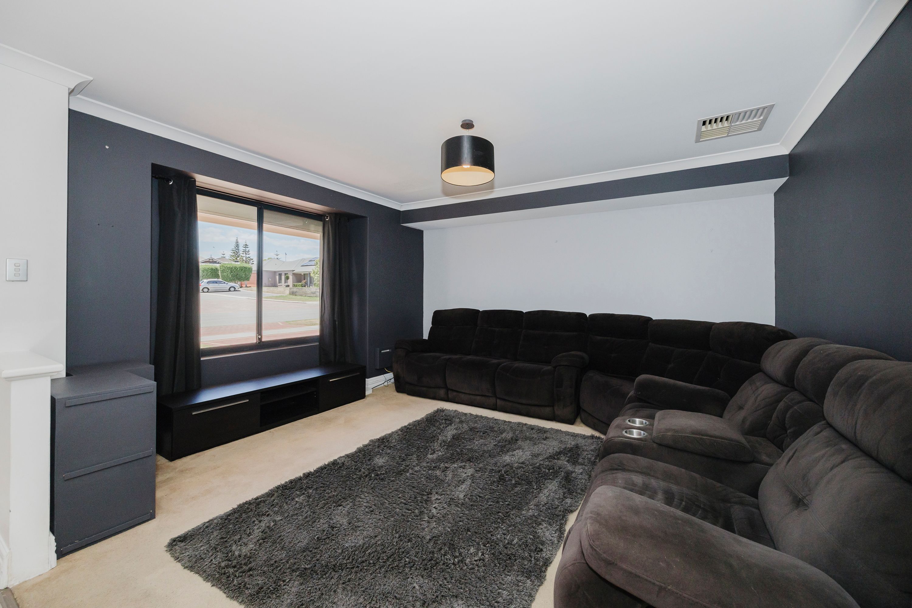 15 THURLEIGH APP, Butler, WA 6036