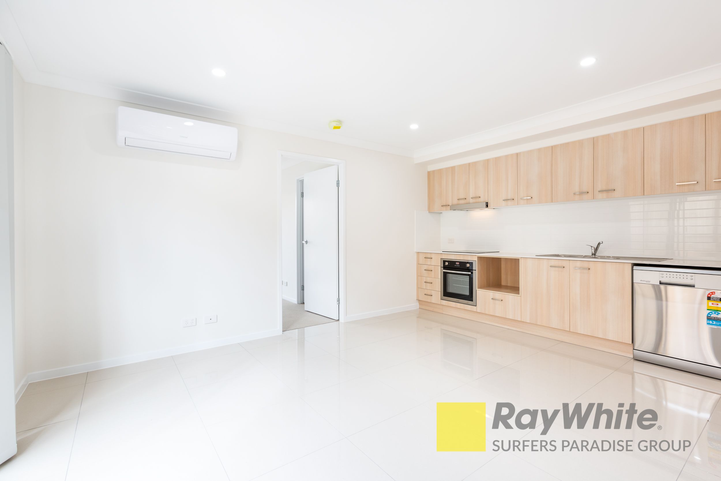 2/8 Rogers Street, Brassall, QLD 4305