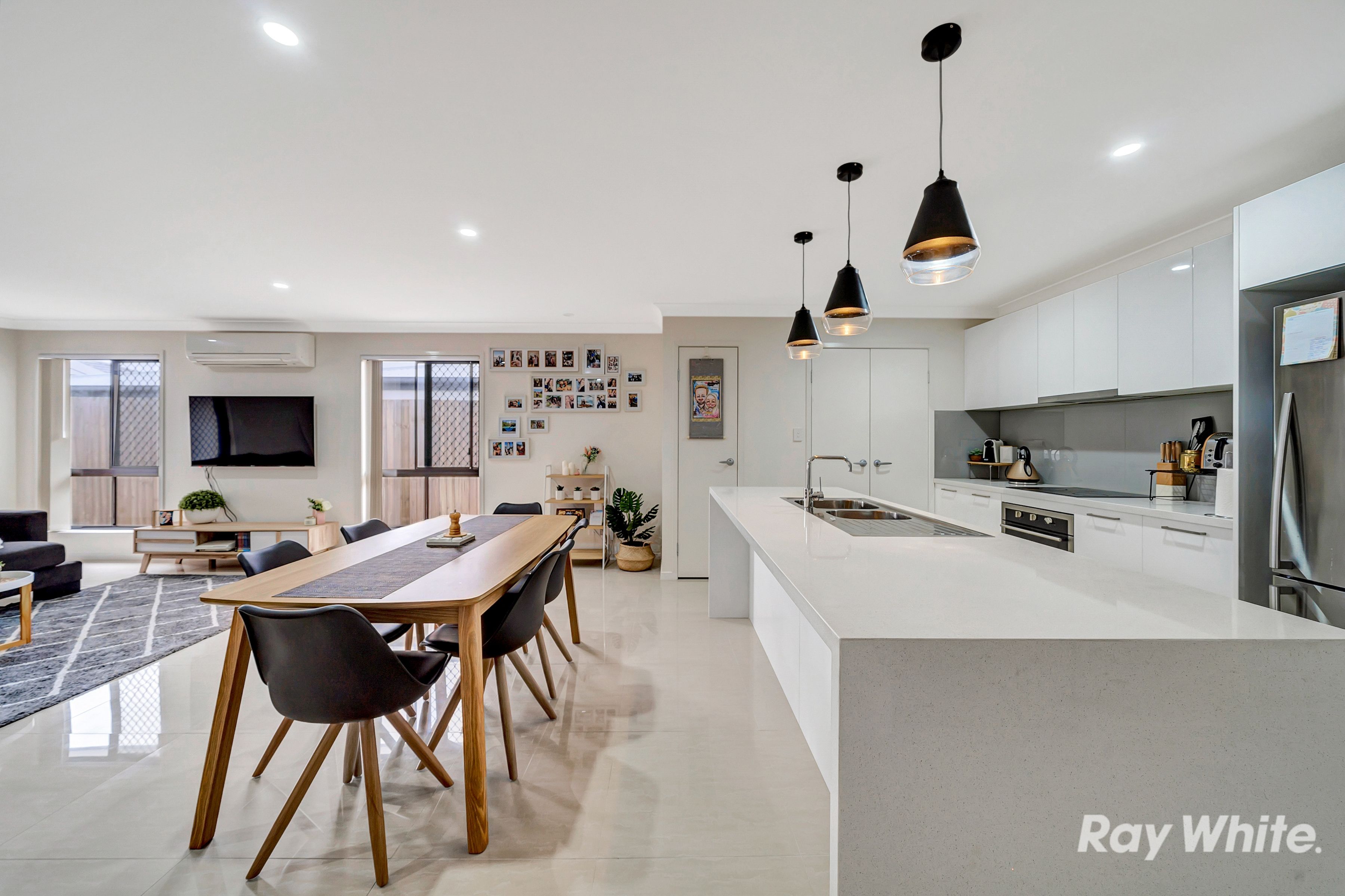 7 Vivienne Way, Marsden, QLD 4132