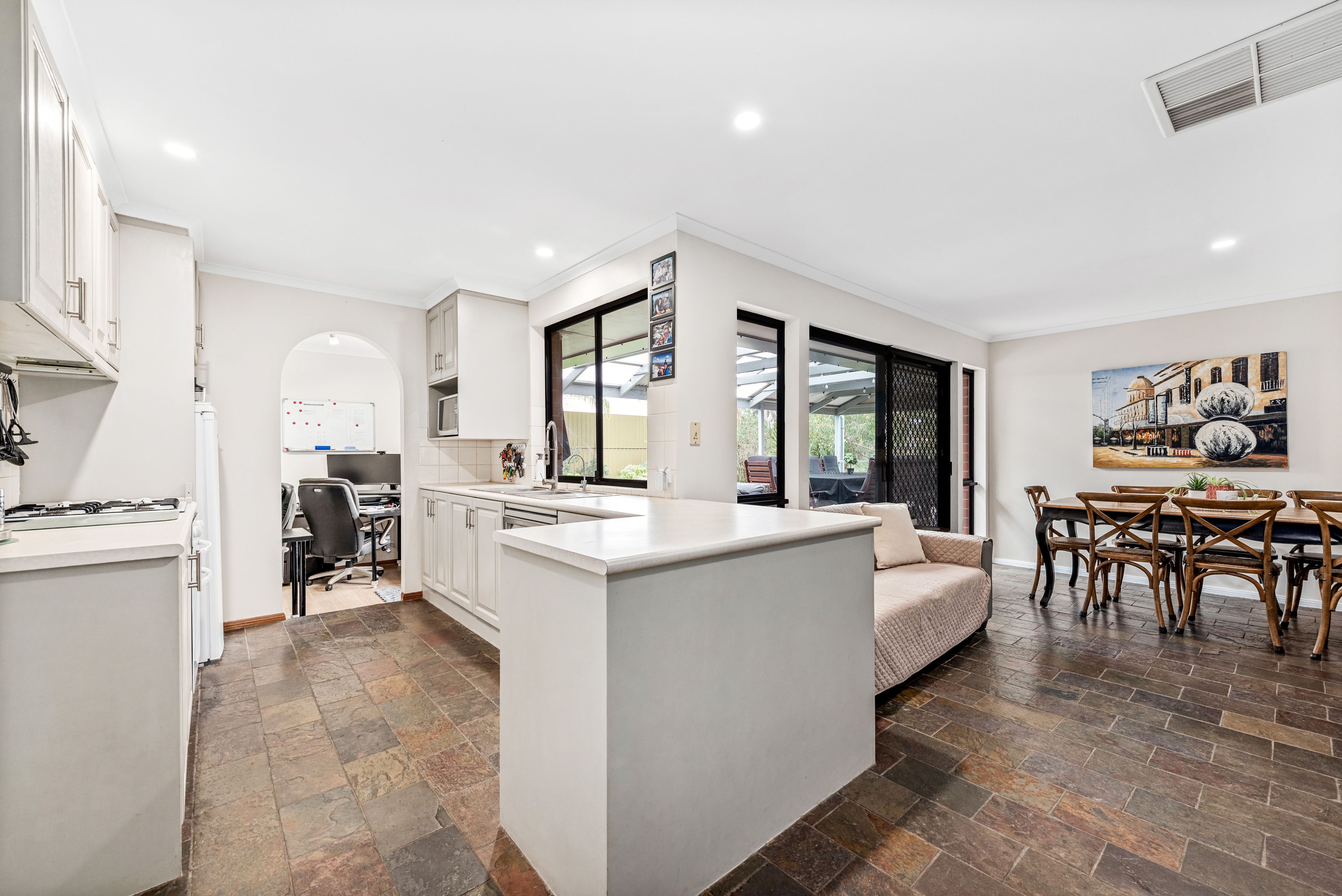 9 Salerno Court — photo 8 of 26