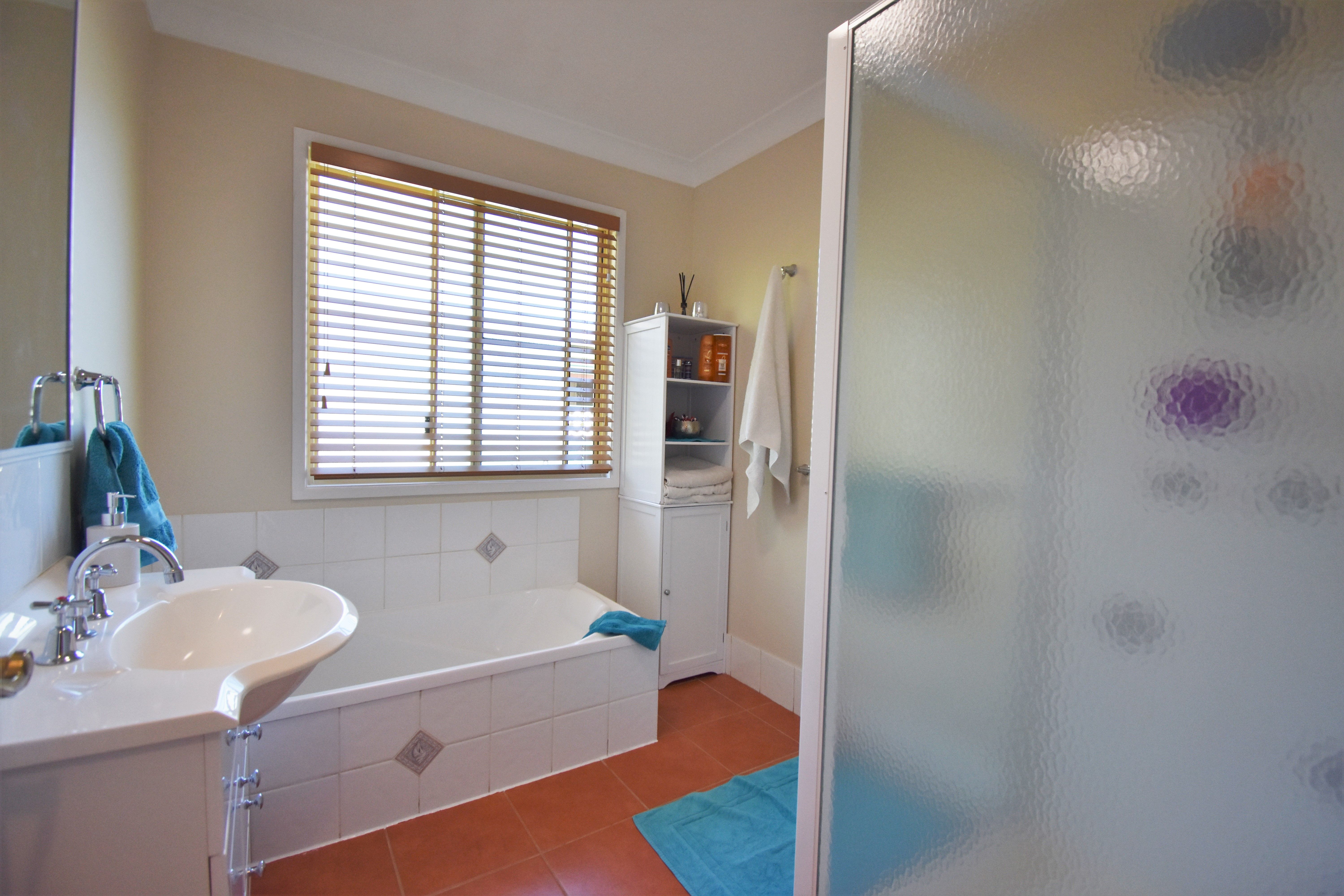 10 Jabiru Street, Longreach, QLD 4730 House for Rent Ray White