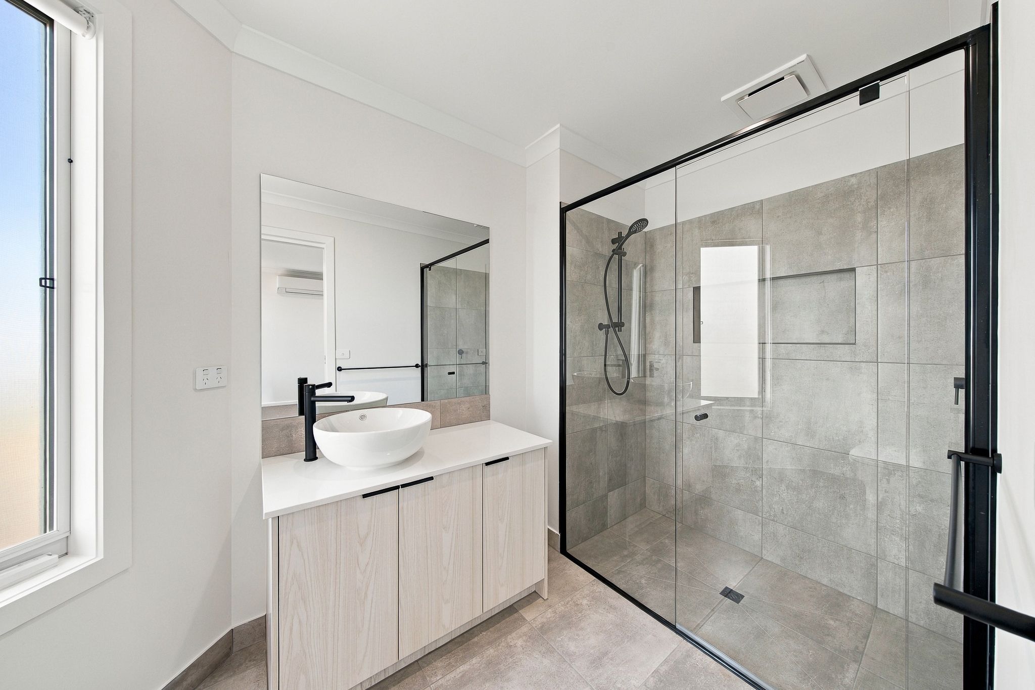 24 Twynam Road — photo 14 of 26