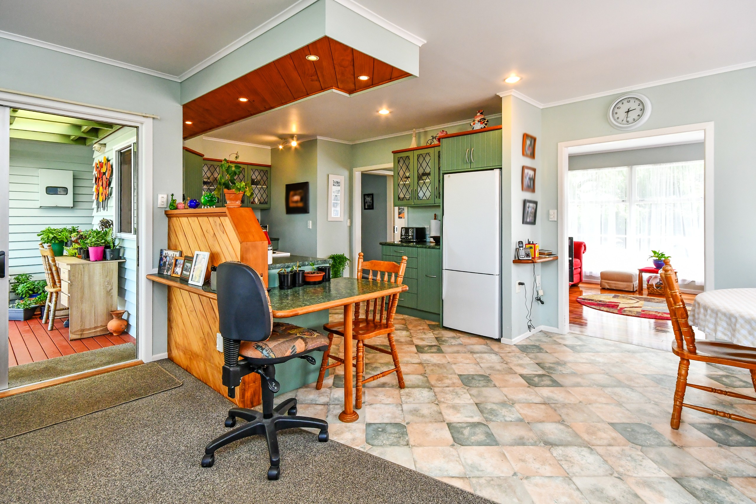 91 Gloria Avenue, Te Atatu Peninsula, Waitakere City