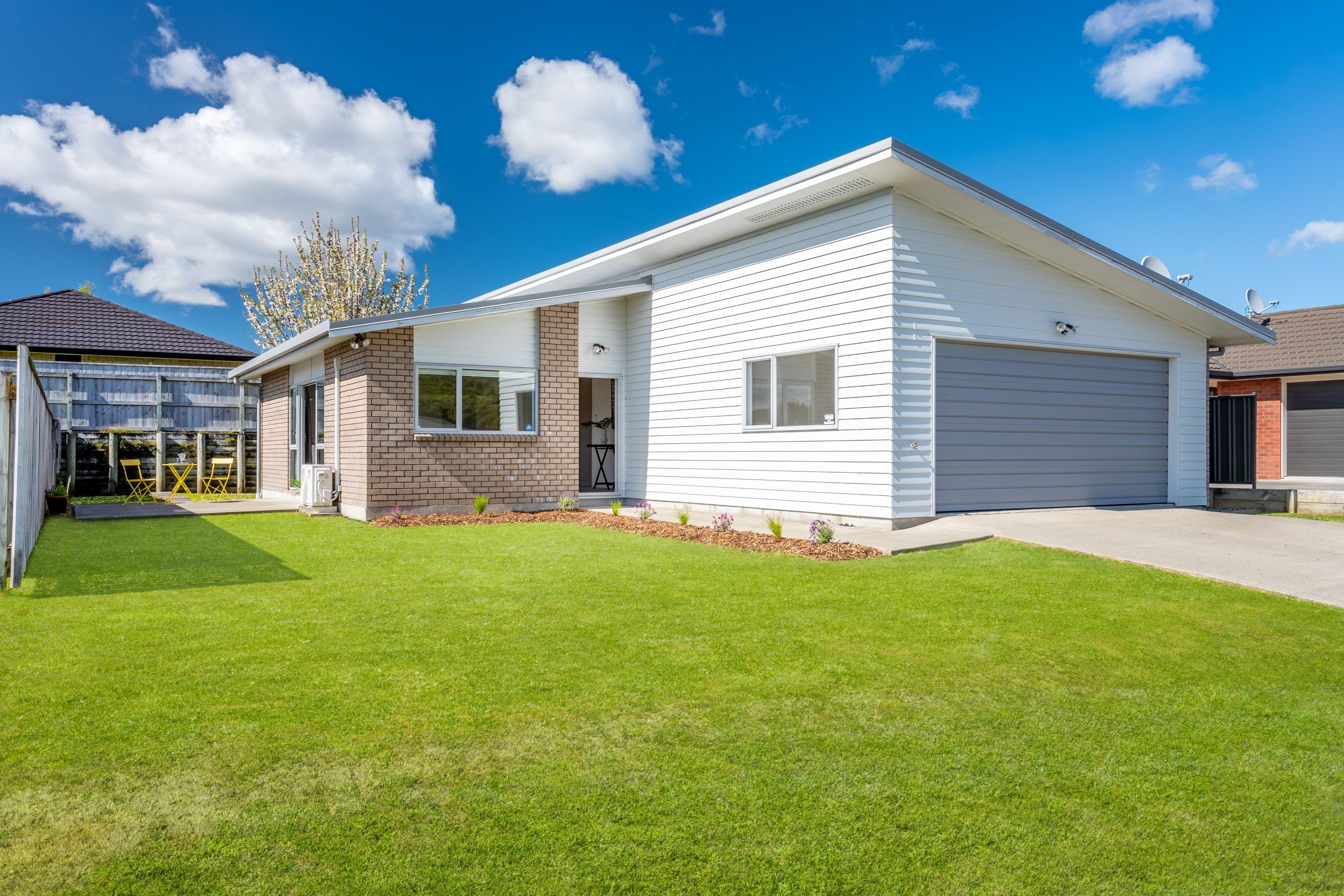6 Diamond Grove, Brown Owl, Upper Hutt City