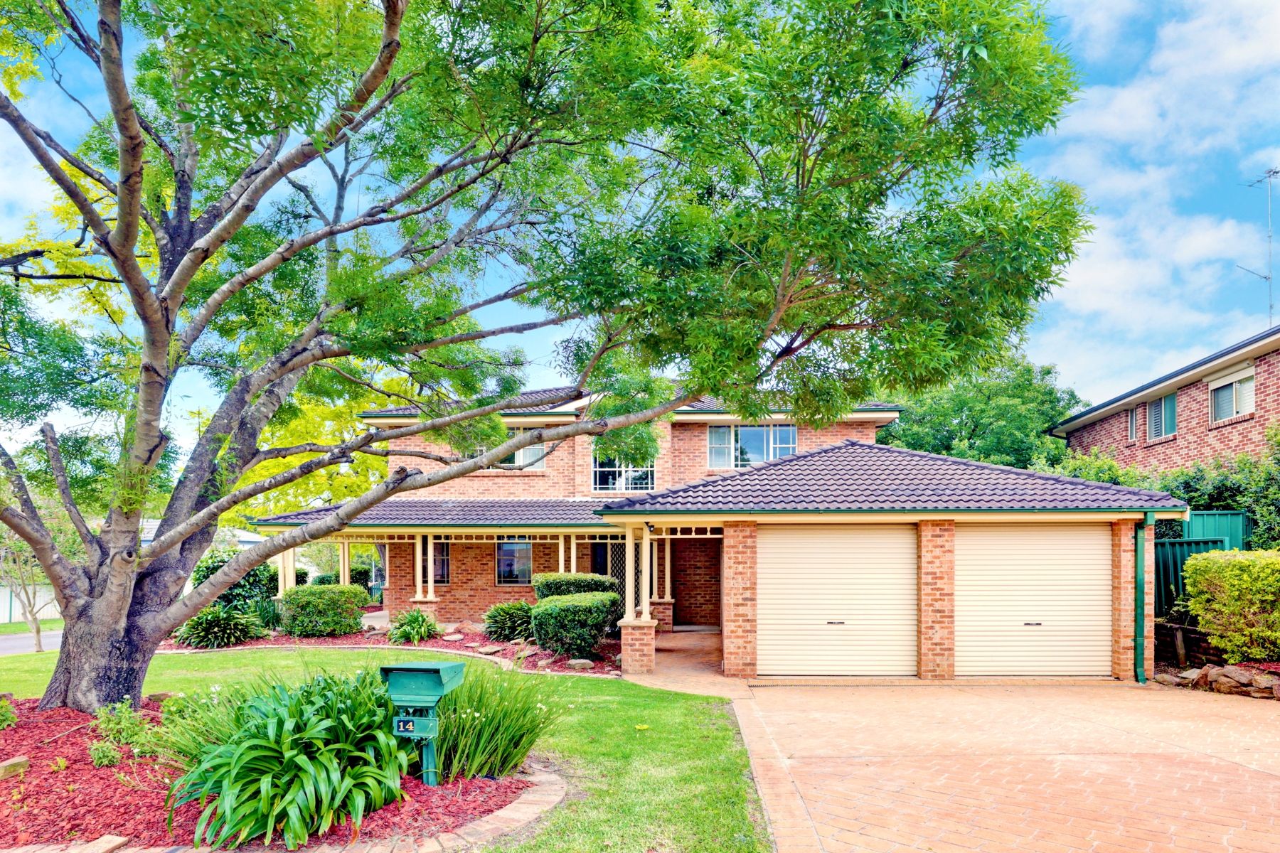 14 Stewart Place, Glenmore Park NSW 2745